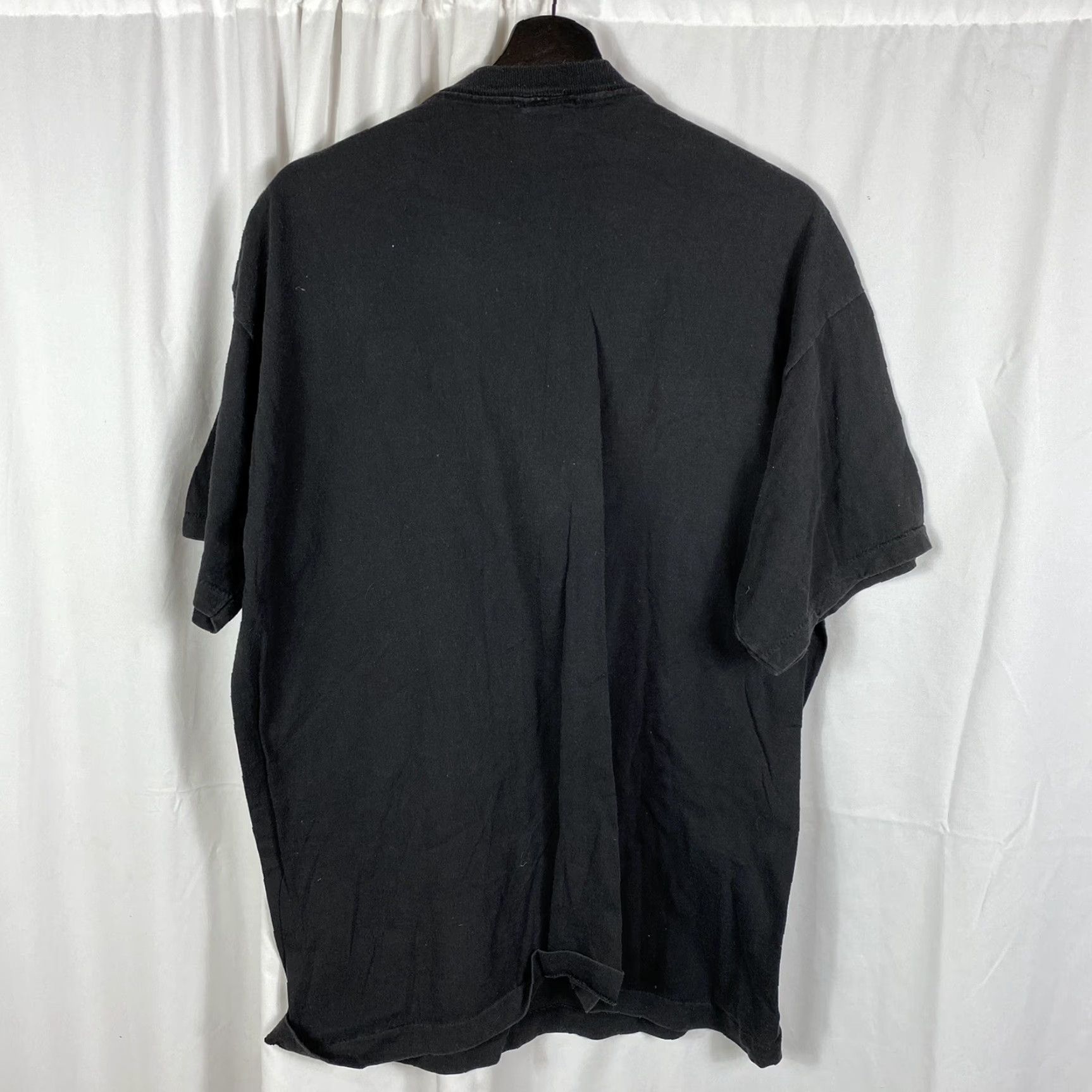 Vintage VINTAGE 90s 1993 Guess Jeans Tshirt Large Shirt Mens Size L Size US L / EU 52-54 / 3 - 4 Thumbnail