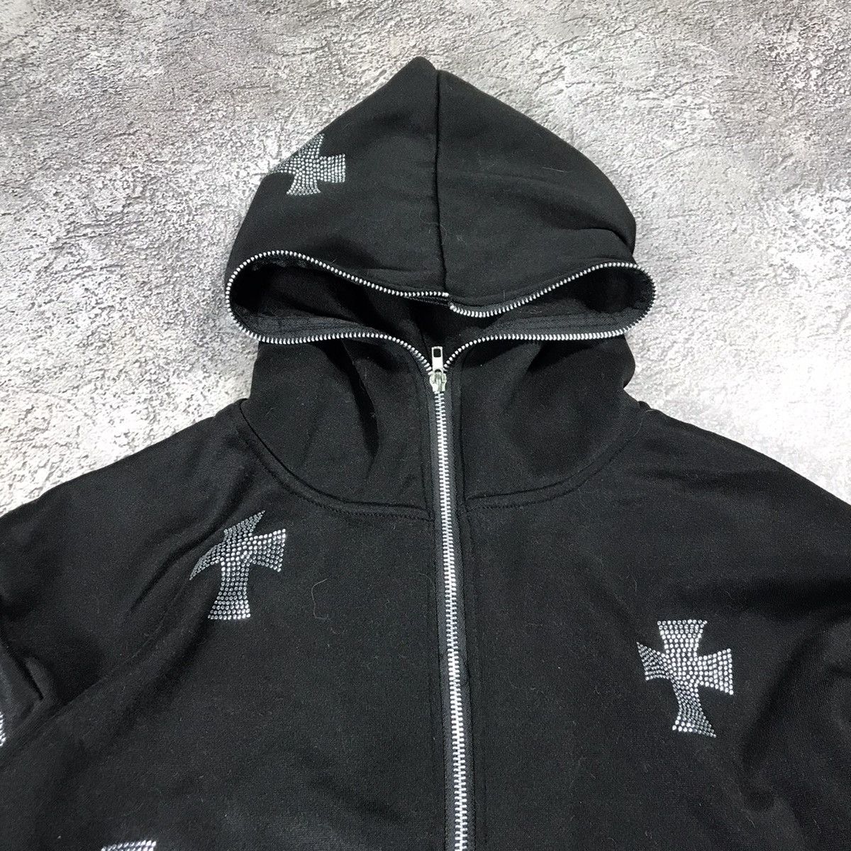 Vintage Vintage Y2K Cross Print Zip Hoodie Streetwear Black Washed M Size US M / EU 48-50 / 2 - 2 Thumbnail