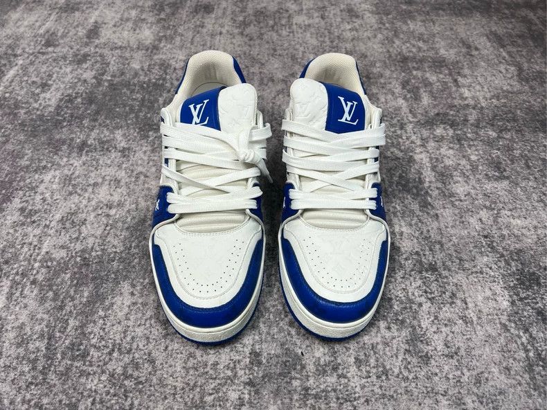 Louis Vuitton Louis Vuitton TRAINER white and blue embossed presbyopic s Size US 6 / EU 39 - 3 Thumbnail