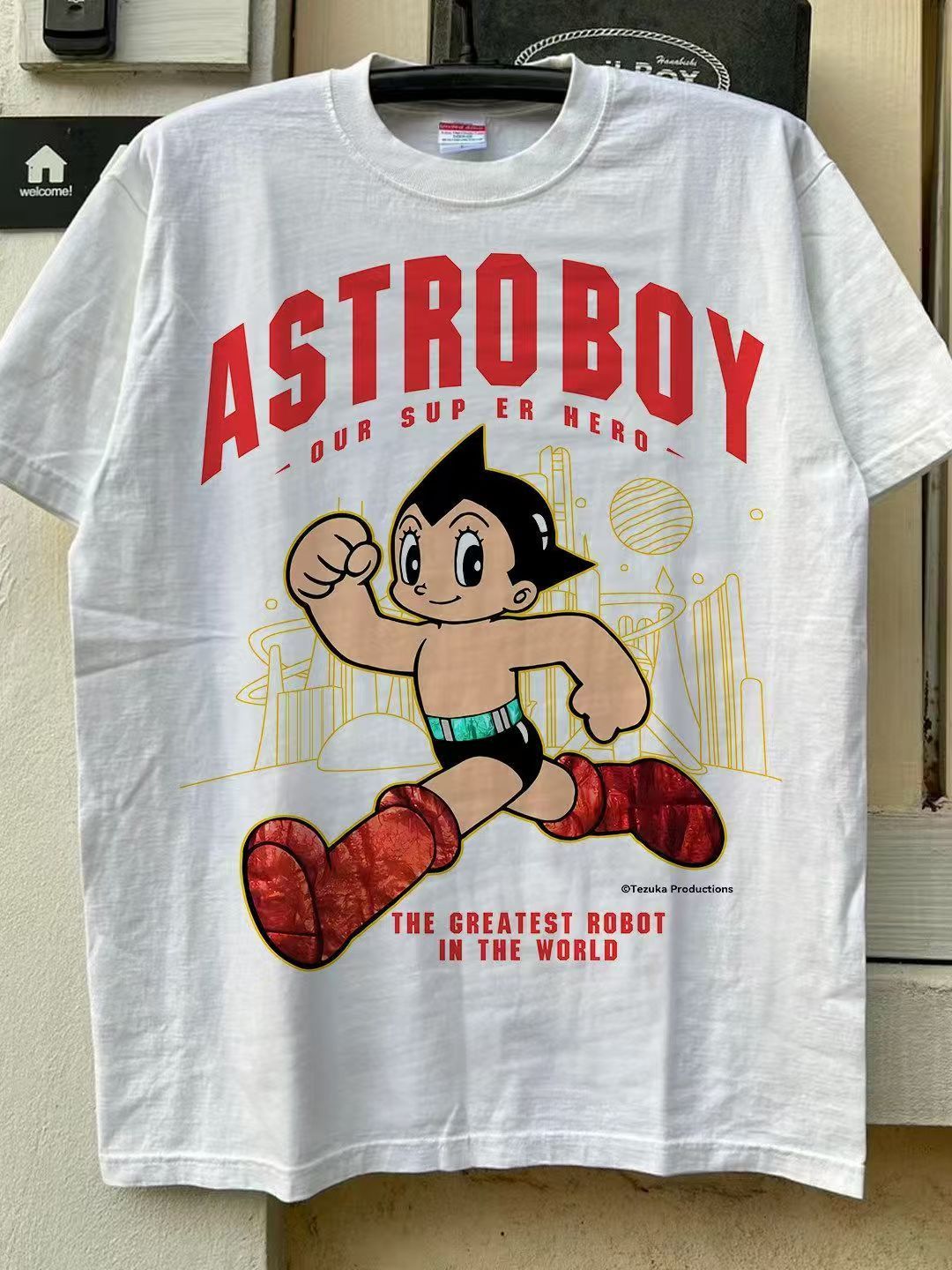 Vintage White Vintage-Style Astro Boy Graphic T-Shirt Size US M / EU 48-50 / 2 - 1 Thumbnail