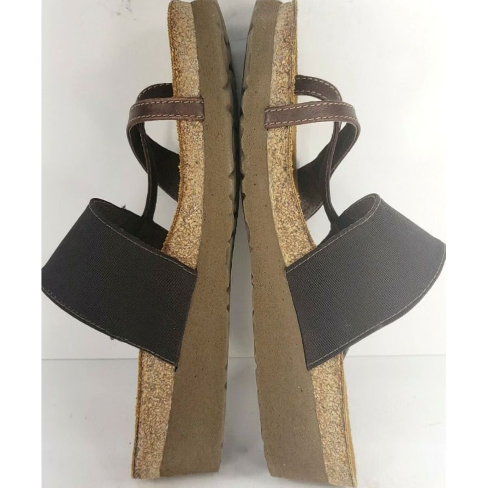 Vintage Naot Orion Brown Leather Fabric Elastic Thong Sandals Isreal Women’s 5M/36E EUC Size US 5 / IT 35 - 6 Thumbnail