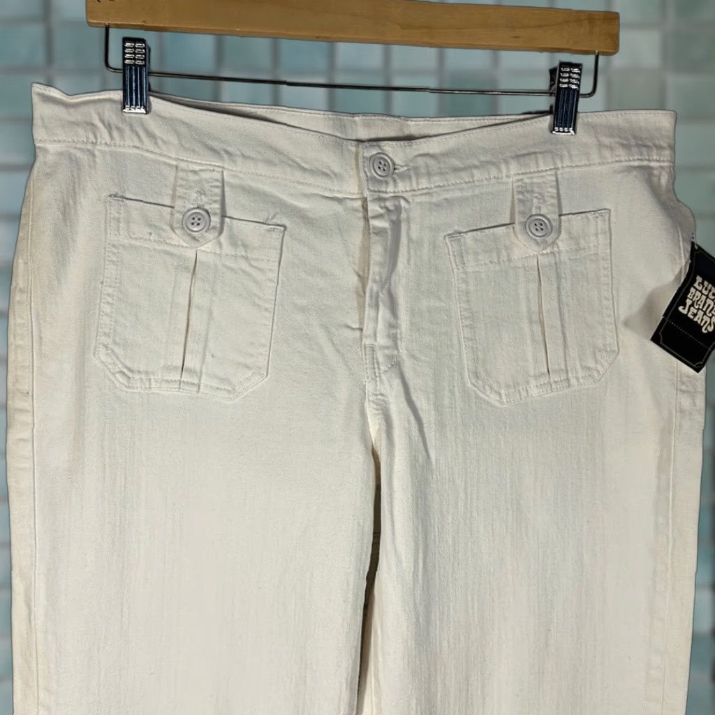 Lucky Brand VINTAGE Lucky Brand Women’s Concert Wide Leg Flared Jeans size 16/33 Beige Cream White 34” Inseam Womens Jeans Size 38" / US 16 / IT 52 - 1 Thumbnail