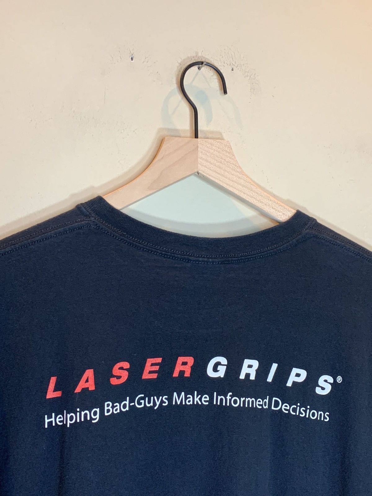 Vintage *RARE* Vintage Crimson Trace Lasers Gun Firearm Grips Shirt Size US XXL / EU 58 / 5 - 4 Thumbnail