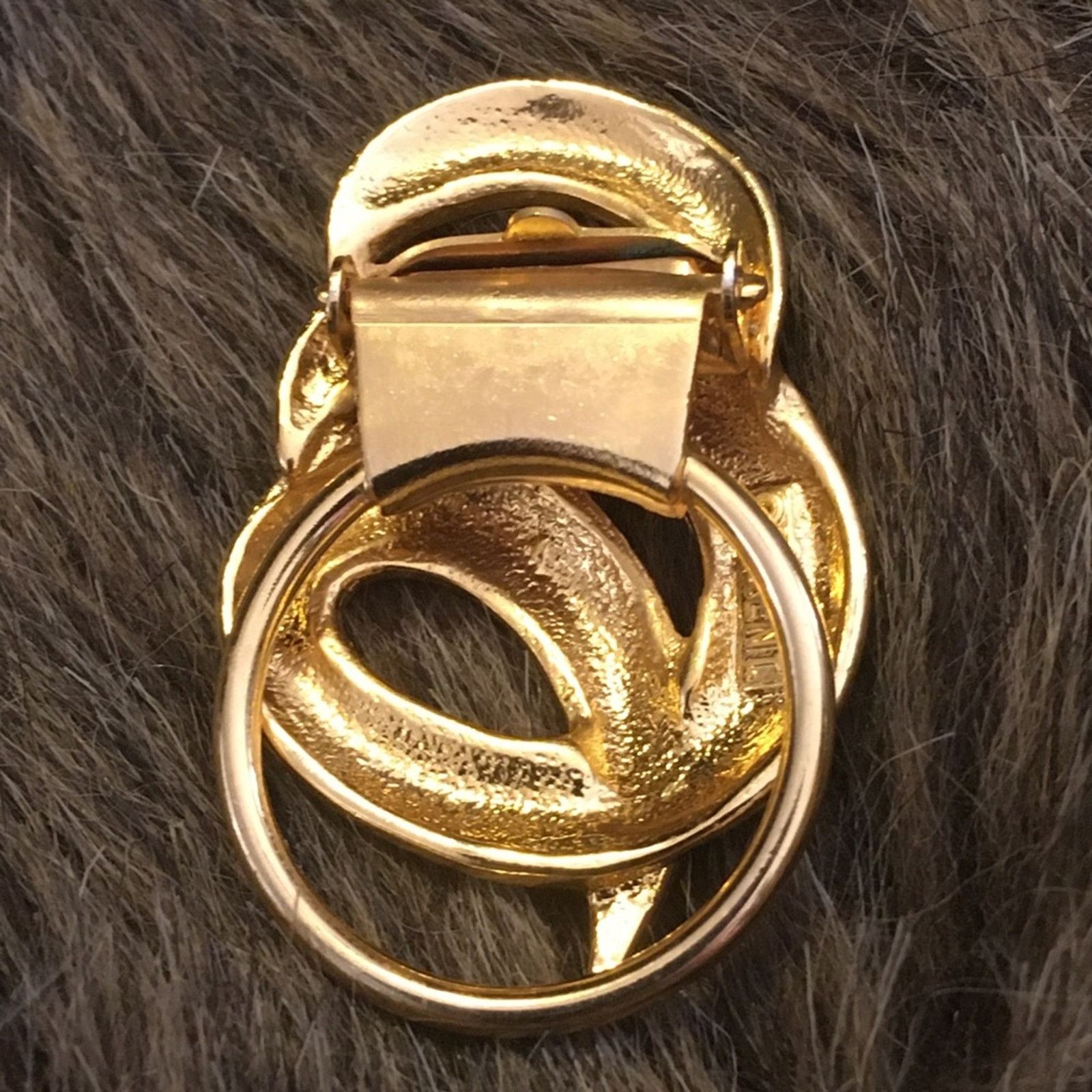Vintage Vintage MJENT signed gold tone swirl scarf clip Size ONE SIZE - 2 Thumbnail