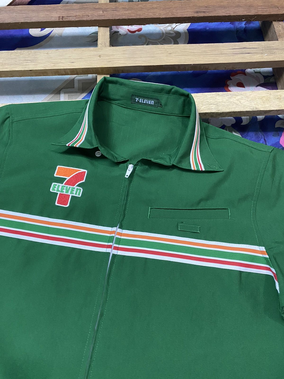 Seven 7 × Vintage 🔥 Offer Your Best Price 🔥 Vintage 7 Eleven Short Sleeve Size US S / EU 44-46 / 1 - 4 Thumbnail