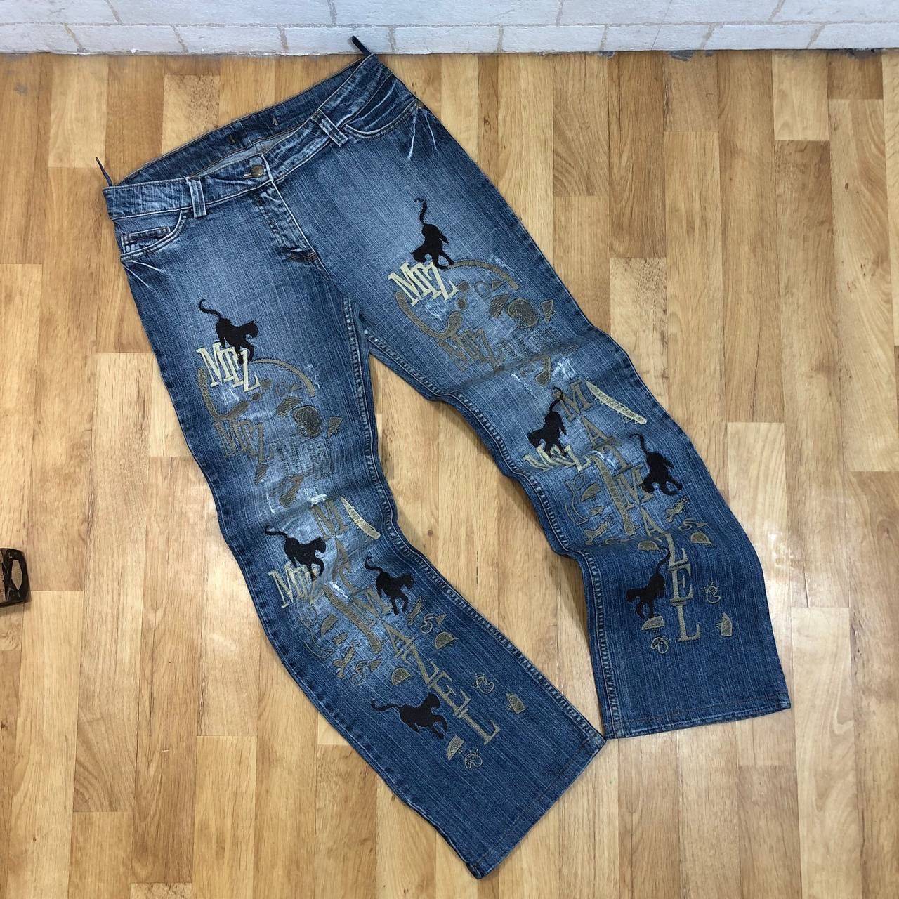 image of 20471120 x Avant Garde Karakuri Tamashii Koi Fish Embroidery Japanese Denim Pants in Blue (Size 32)