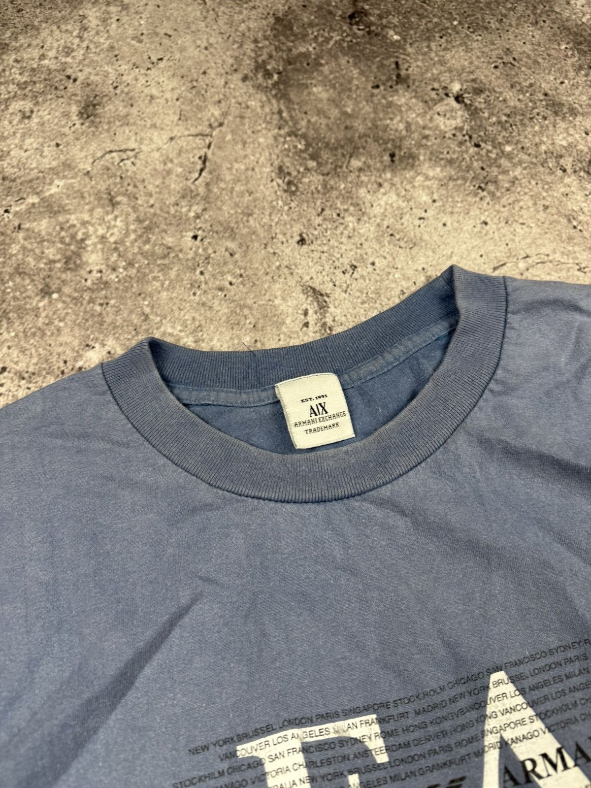 Emporio Armani × Japanese Brand × Vintage Vintage Emporio Armani Crazy faded distressed centre logo Size US L / EU 52-54 / 3 - 3 Thumbnail