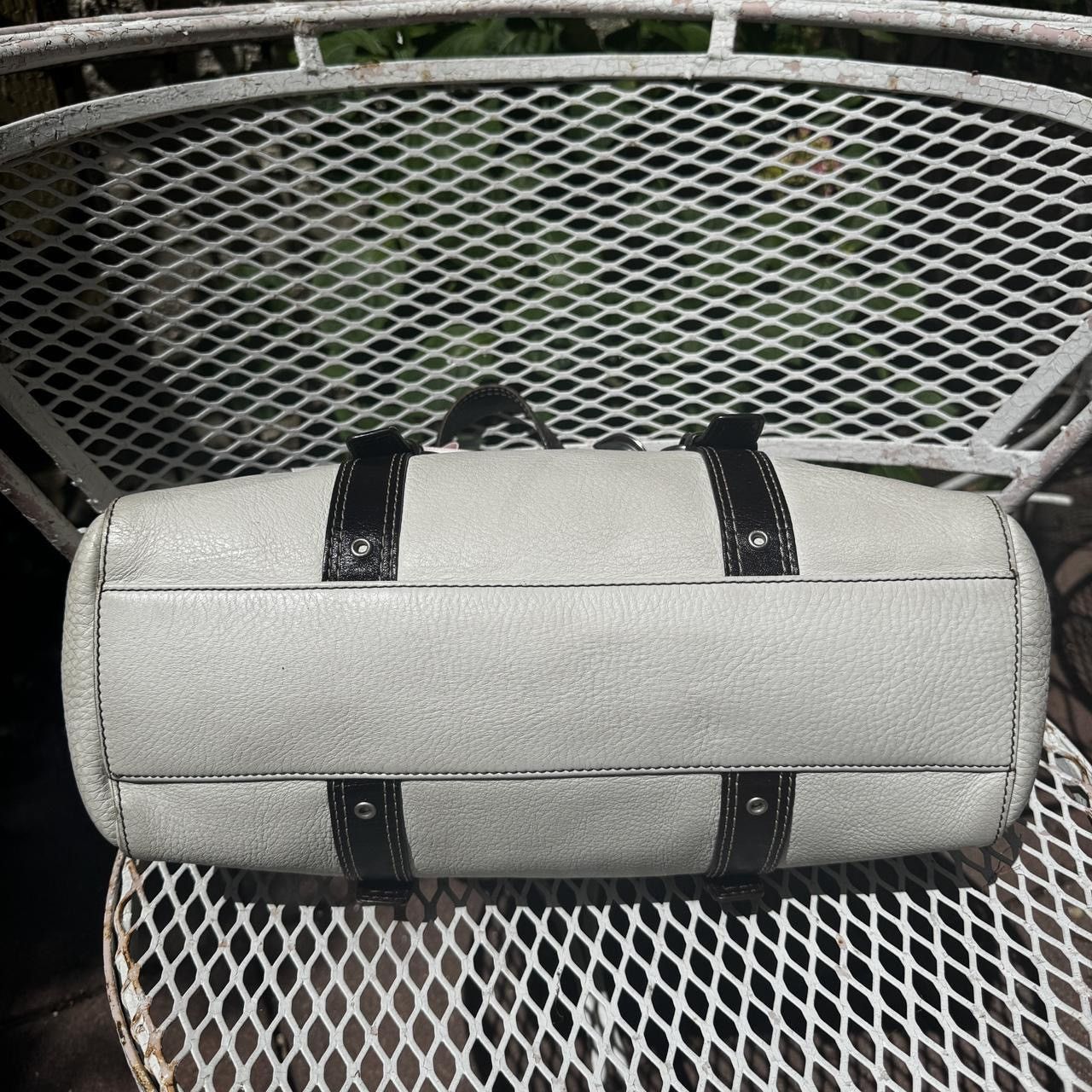 Coach Y2K White & Brown Coach Shoulder Bag Size ONE SIZE - 3 Thumbnail