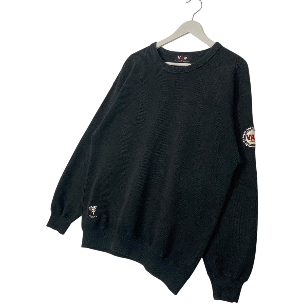 Vintage Vintage Vans Embroidered Sweatshirt Crewneck Black Size L Size US L / EU 52-54 / 3 - 2 Thumbnail