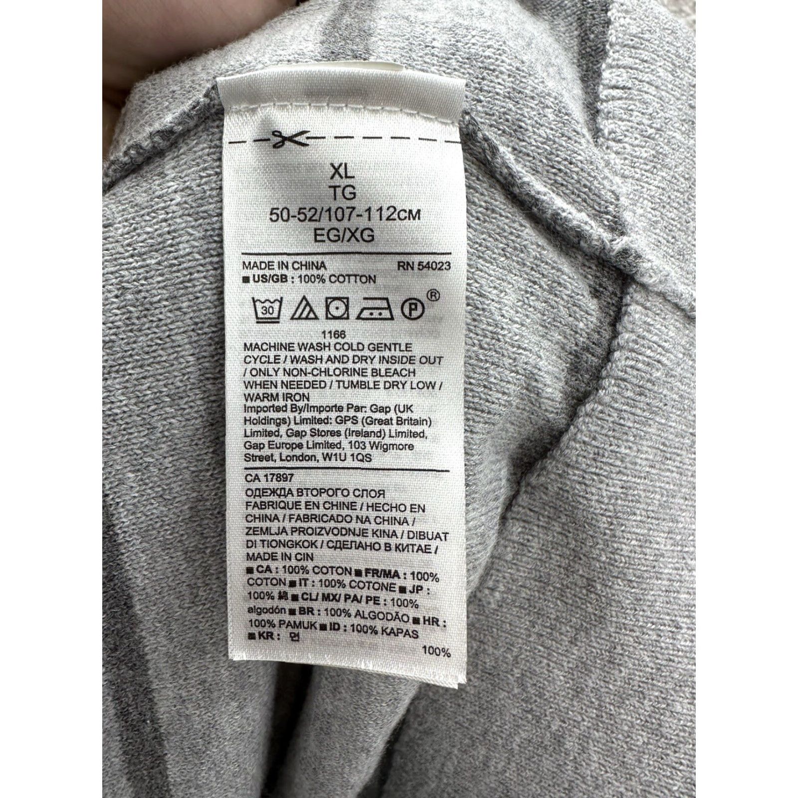 Banana Republic Banana Republic Mens Sweater XL Gray Striped Round Neck Cotton Slub Pullover Knit Regular Size US XL / EU 56 / 4 - 4 Thumbnail