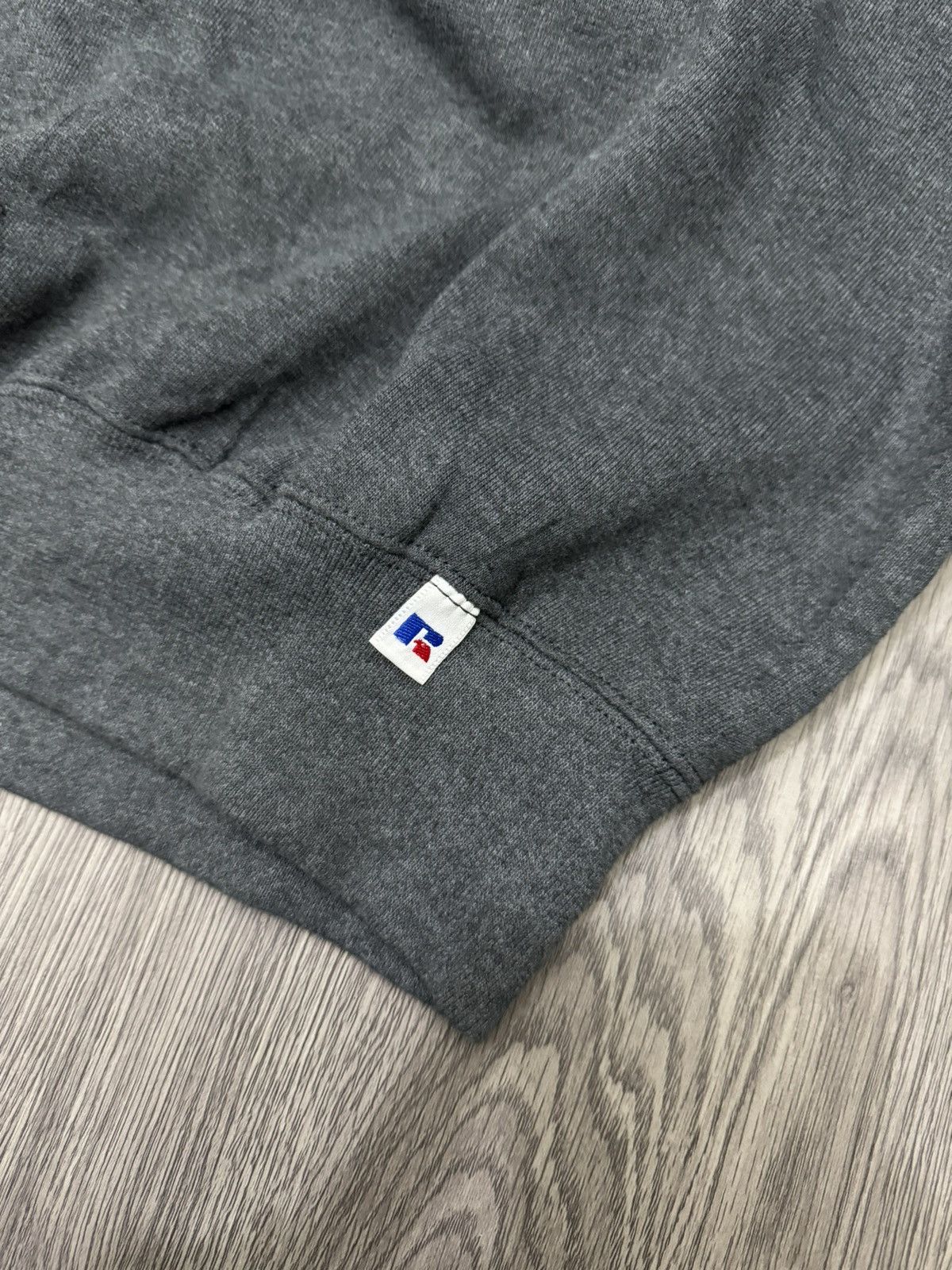 20471120 Russel Athletic Vintage USA Dark Grey Size US L / EU 52-54 / 3 - 3 Thumbnail