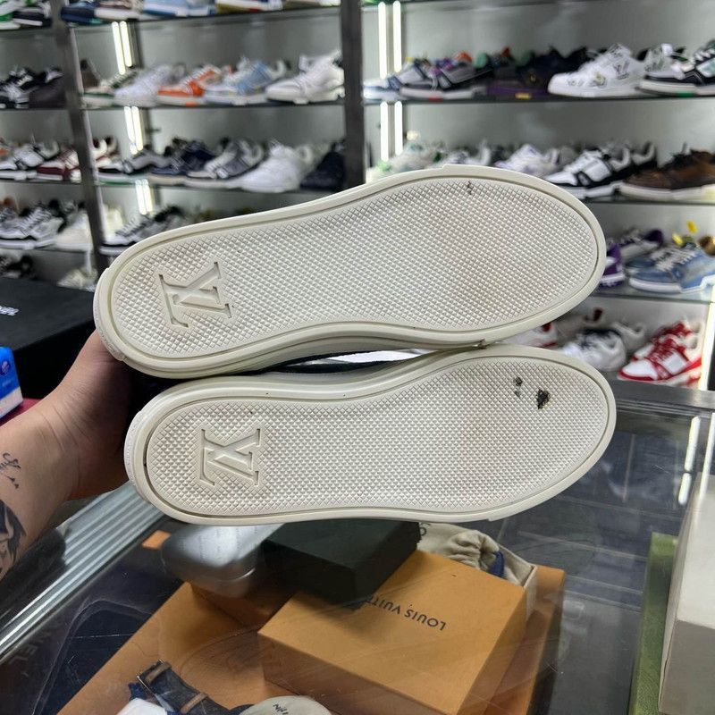 Louis Vuitton Louis Vuitton Stellar Casual Sneakers in Blue - Size US 7.5 / EU 40-41 - 4 Thumbnail