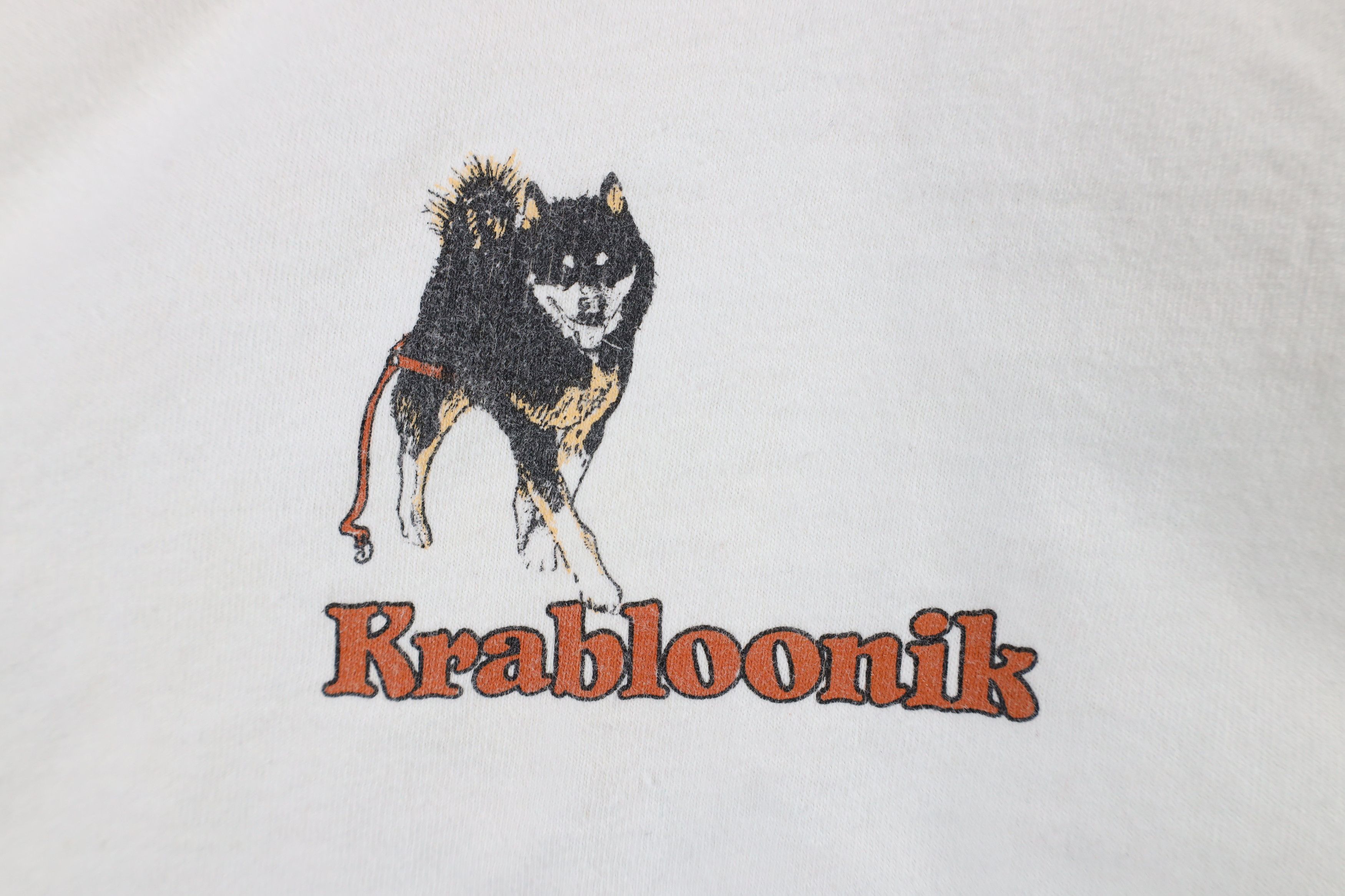 Vintage Vintage 90s Spell Out Krabloonik Kennels Dog T-Shirt USA Size US L / EU 52-54 / 3 - 4 Thumbnail