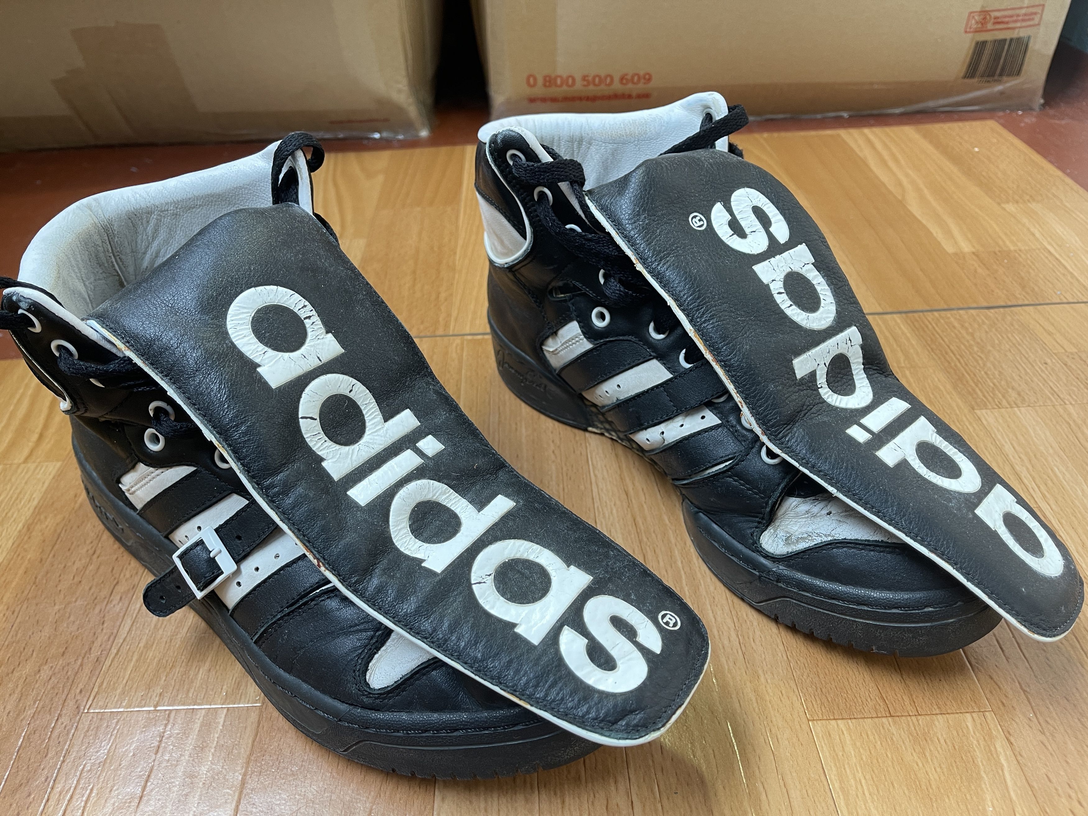 Adidas × Jeremy Scott Adidas Jeremy Scott Sneakers Conductor Instinct Shoes G00905 Size US 9 / EU 42 - 6 Thumbnail