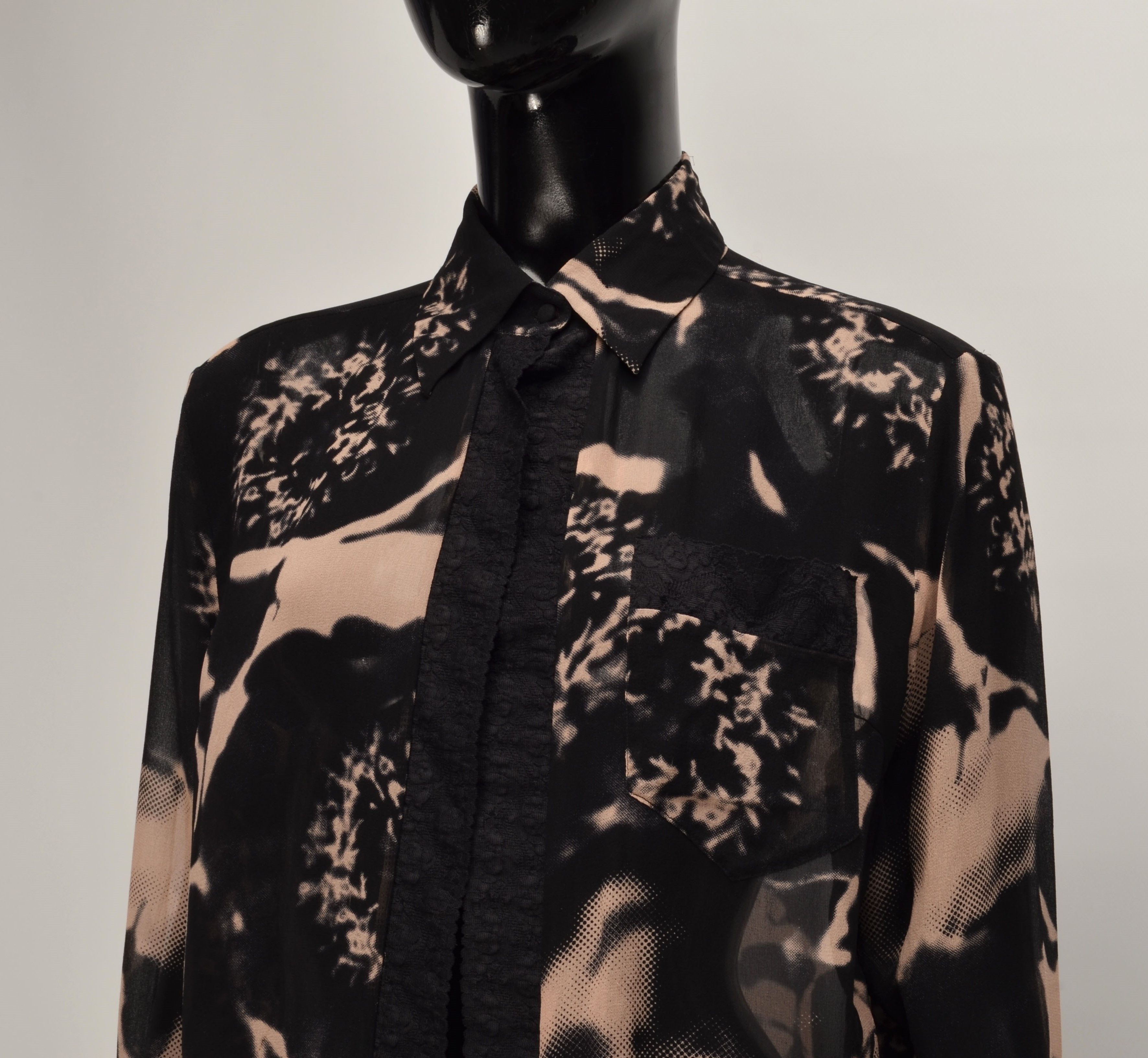 H&M Karl Lagerfeld for H&M Silk Long Sleeve Open Shirt Blouse Size M / US 6-8 / IT 42-44 - 2 Thumbnail