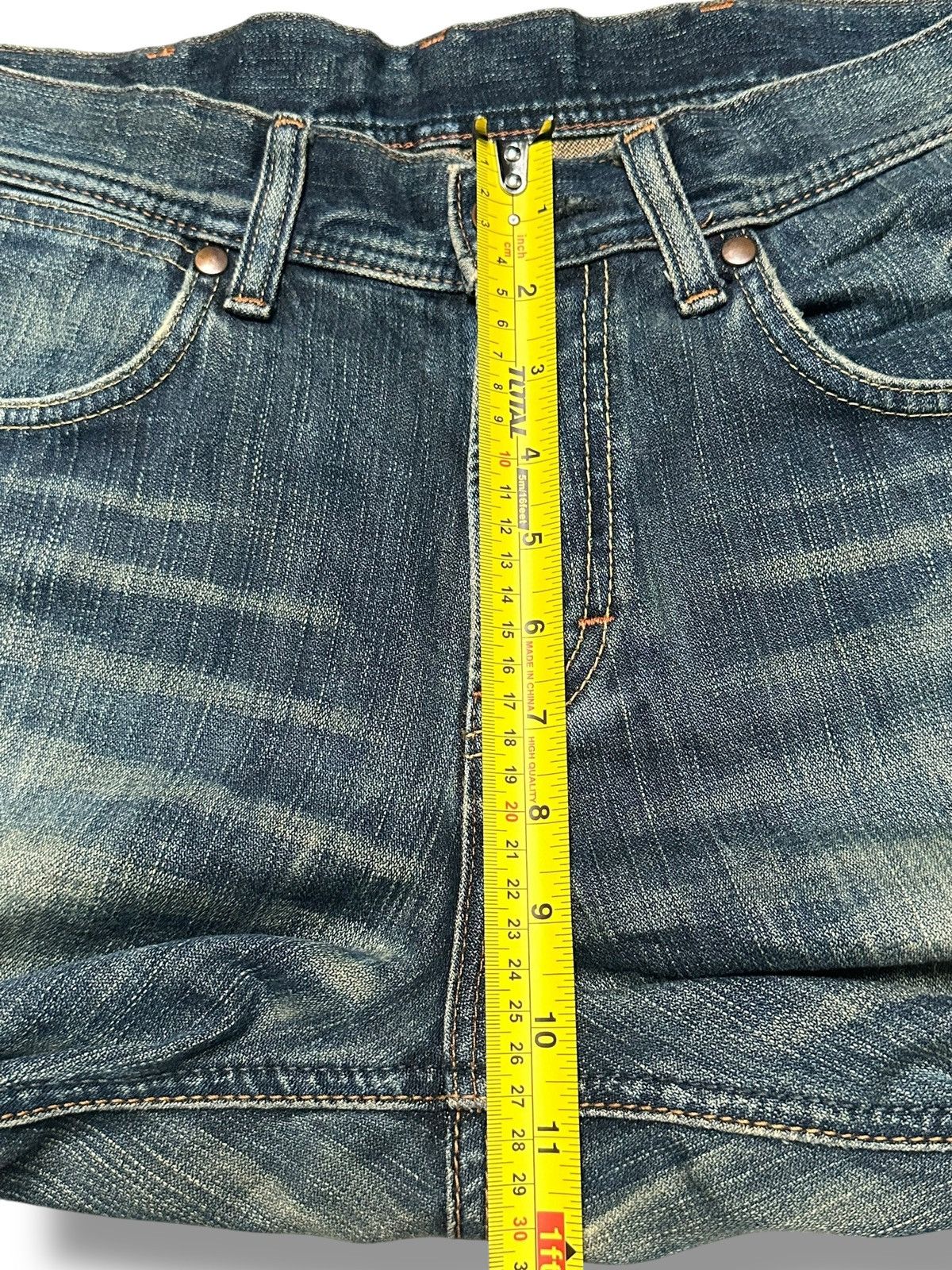 Wrangler Wrangler Vintage Rare Drop Design With Flare and Faded Wash Size US 31 - 16 Thumbnail
