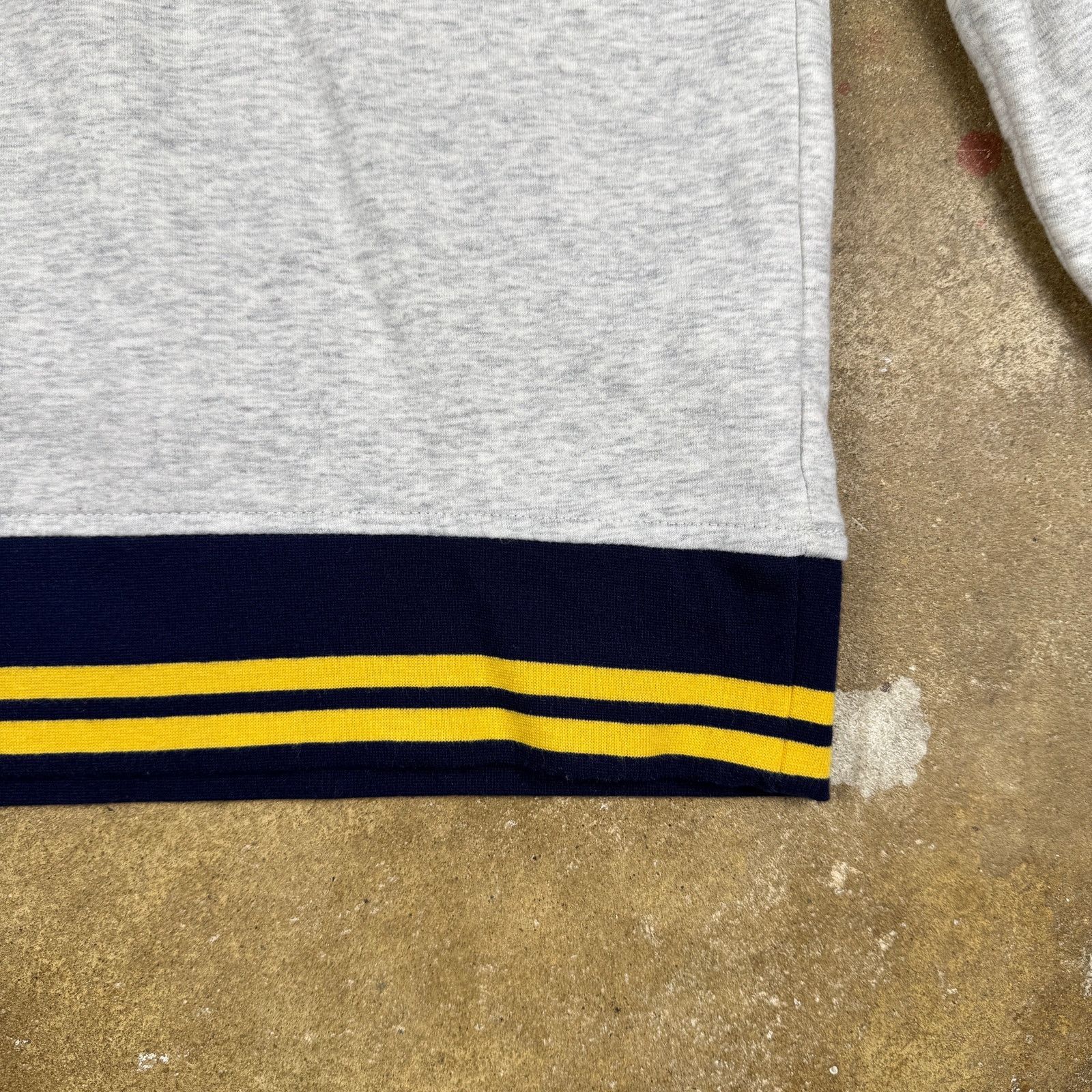 Club Room Henley Sweatshirt Men’s M Gray Navy Yellow Striped Retro Size US M / EU 48-50 / 2 - 3 Thumbnail