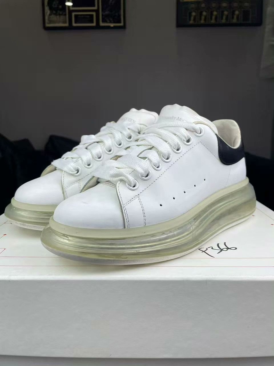 Alexander McQueen Alexander McQueen Black Lowtop Sneakers us_8-5 Women Size US 8.5 / IT 38.5 - 1 Thumbnail