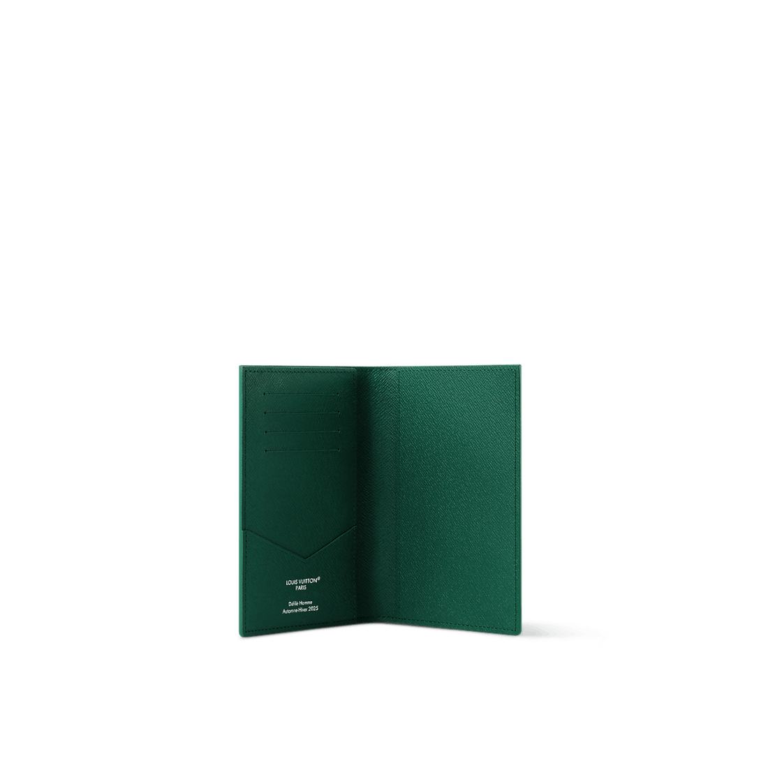Louis Vuitton Passport Cover Size ONE SIZE - 3 Thumbnail