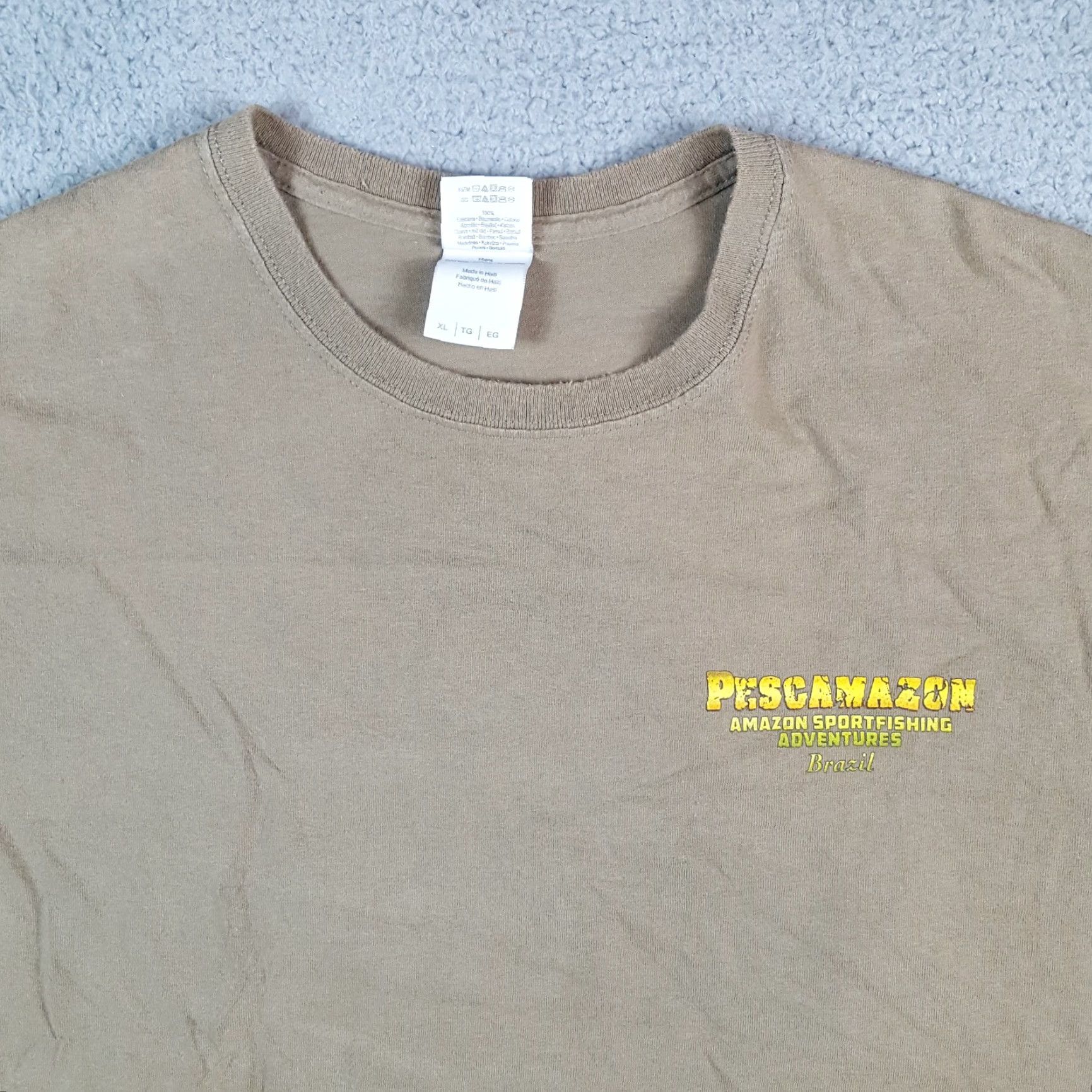 Gildan VINTAGE Amazon Gildan Men's T-Shirt Beige XL Cotton Short Sleeve Crew Neck Fish Brazil Bass Fishing VTG 90s 00s Outdoor Logo Embroidered Shirt Mens Size US XL / EU 56 / 4 - 3 Thumbnail