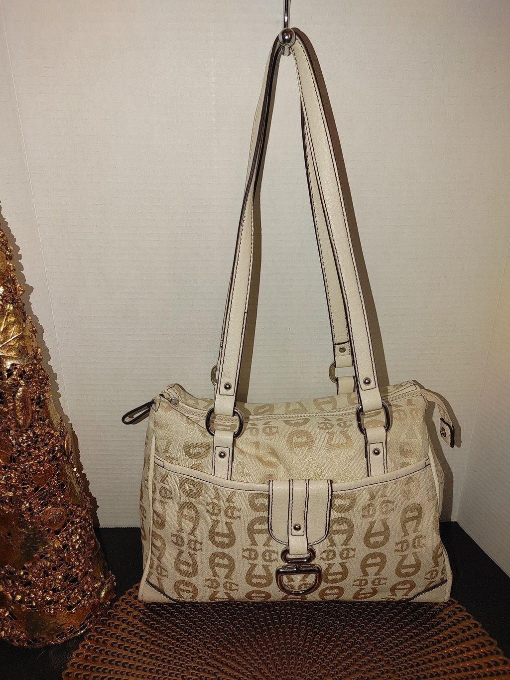 Etienne Aigner Ettienne Aigner Signature Bag Size ONE SIZE - 1 Thumbnail