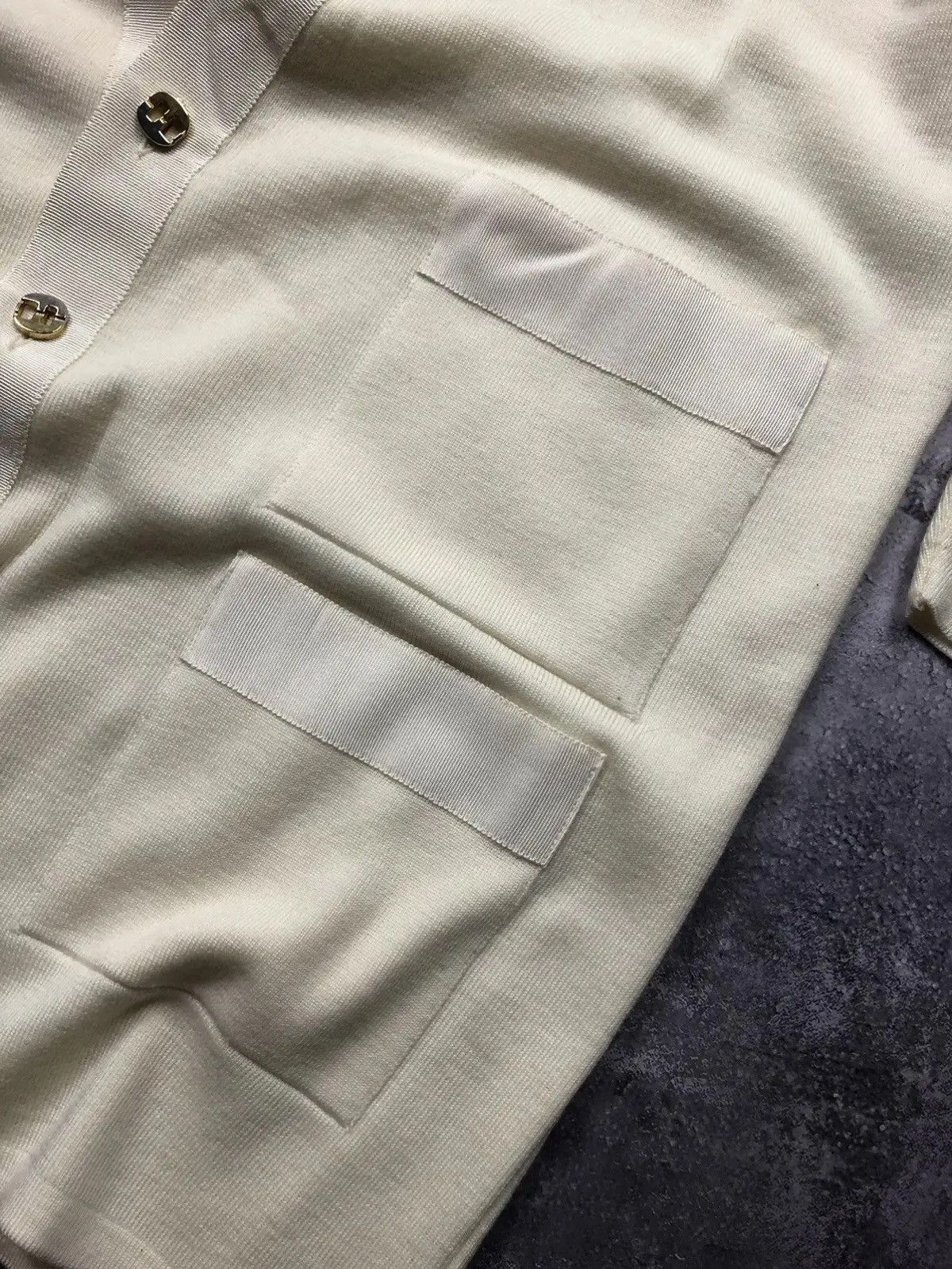 Salvatore Ferragamo SALVATORE FERRAGAMO Vintage Knitted Cardigan Beige Luxury Size US M / EU 48-50 / 2 - 6 Thumbnail