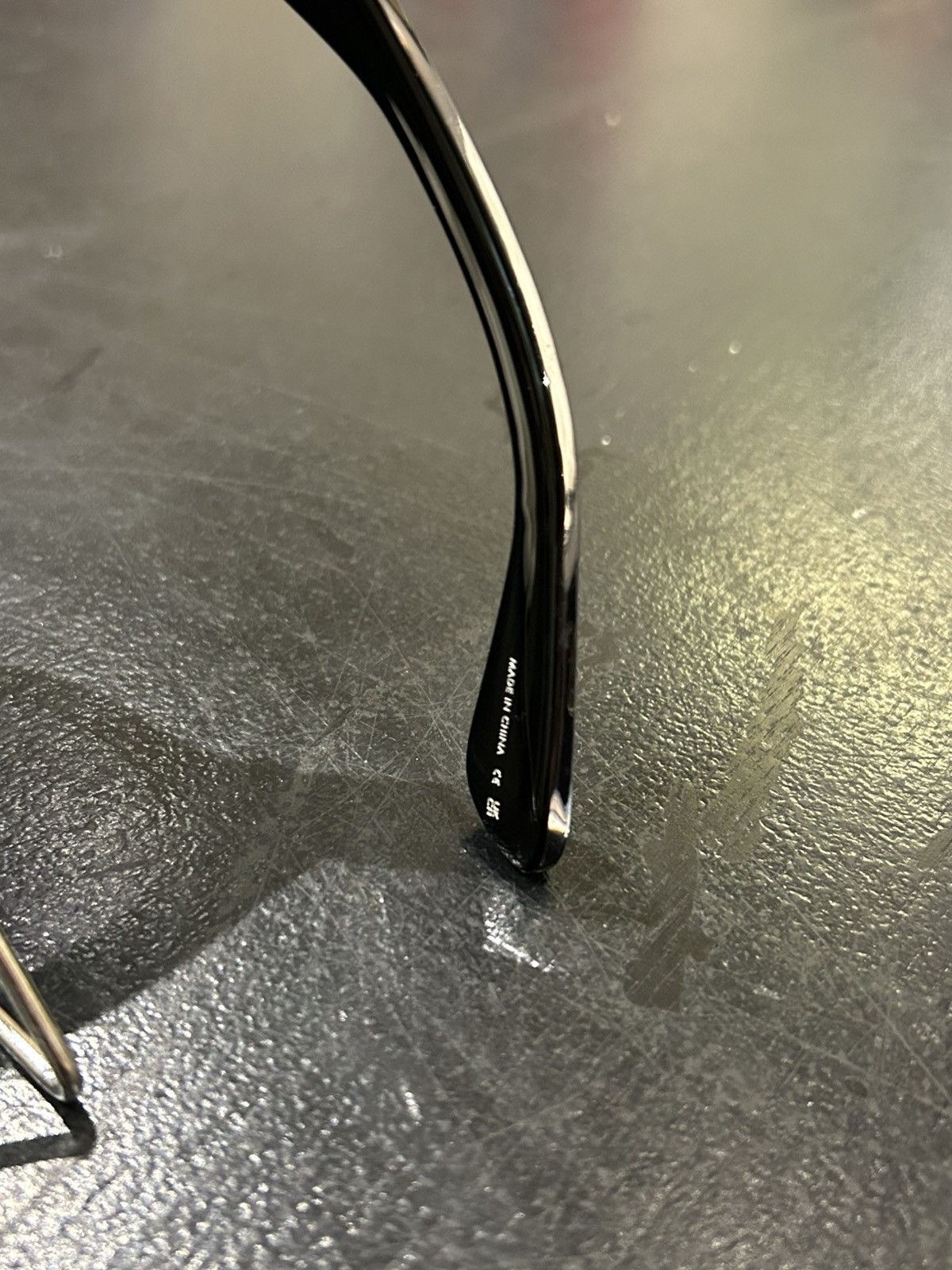 Kith Kith X Ecco Gibson Noir Sunglasses Size ONE SIZE - 8 Thumbnail