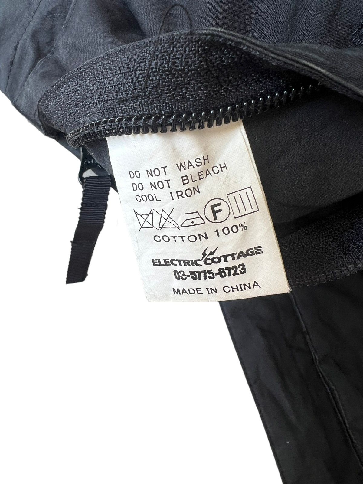 Electric Cottage Vintage S 2002 Electric Cottage Reversible Cargo Jacket Size US M / EU 48-50 / 2 - 25 Thumbnail
