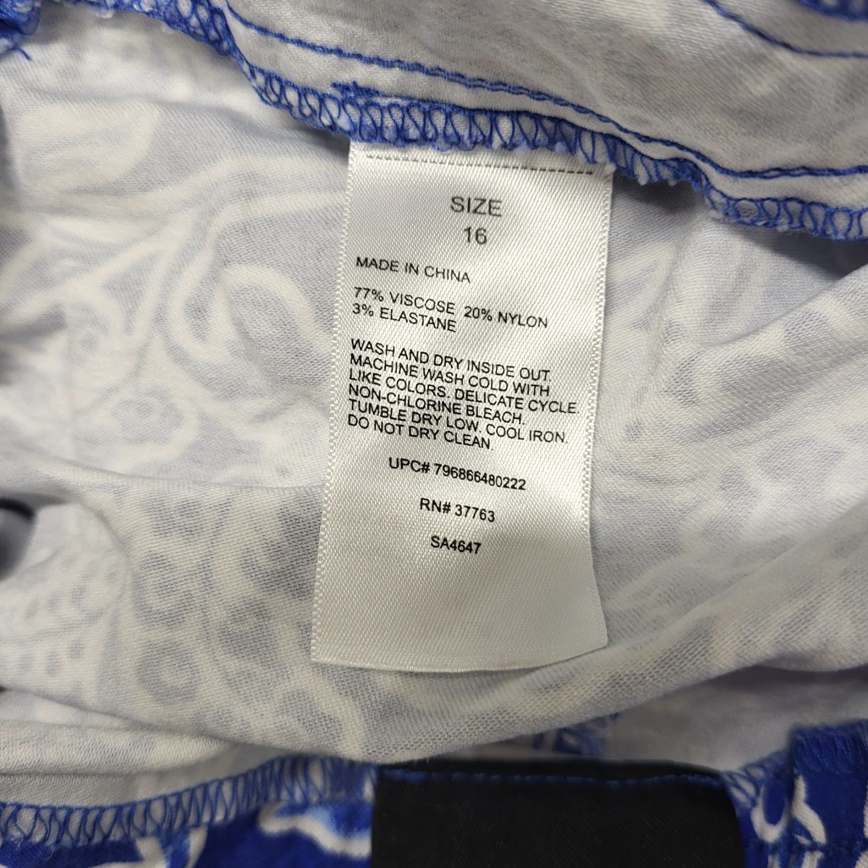 Vintage Rafaella Shorts Bermuda Floral Abstract Artsy Paisley Blue Womens 16 Stretch Pocket Built-In Size 16 Regular Size 38" / US 16 / IT 52 - 2 Thumbnail