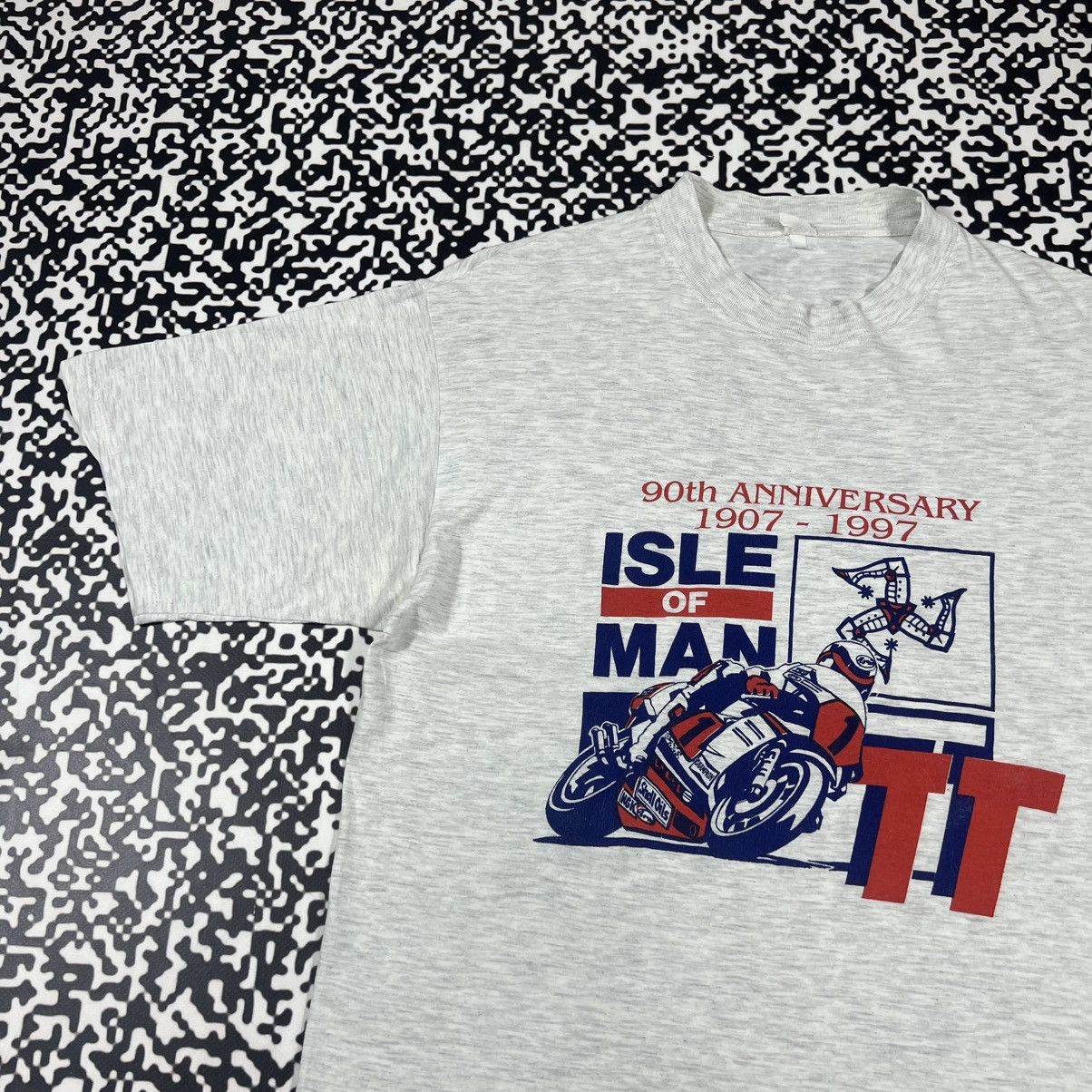 Vintage Vintage 1997 Isle Of Man TT Course Moto Racing 90s T-shirt Size US M / EU 48-50 / 2 - 5 Thumbnail