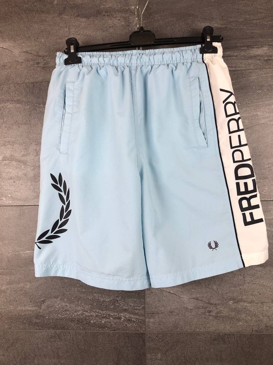Fred Perry Fred Perry Mens Shorts Big Logo Size US 32 / EU 48 - 1 Thumbnail