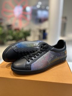 Louis Vuitton Men Shoes - 42 For Sale on 1stDibs