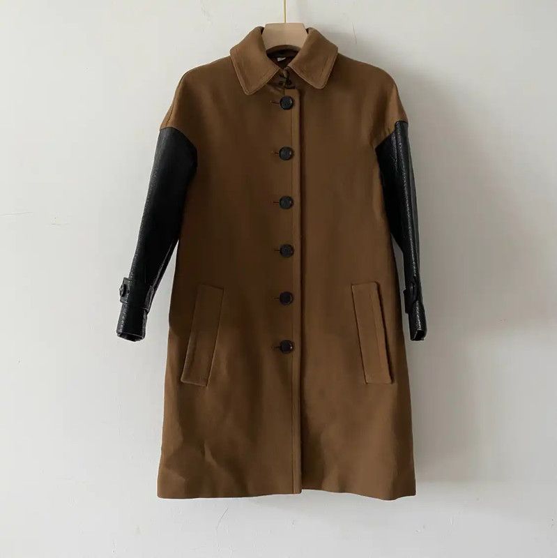 Burberry Burberry Women's Color-Block Wool Coat Size M / US 6-8 / IT 42-44 - 1 Thumbnail