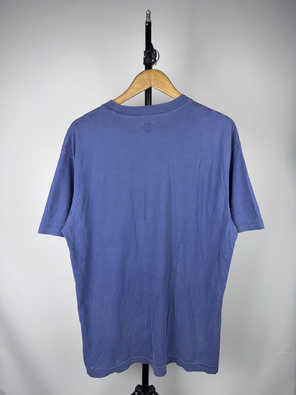 Calvin Klein 00s Vintage Calvin Klein Jeans Minimal Logo Blue T-Shirt L Size US L / EU 52-54 / 3 - 11 Thumbnail