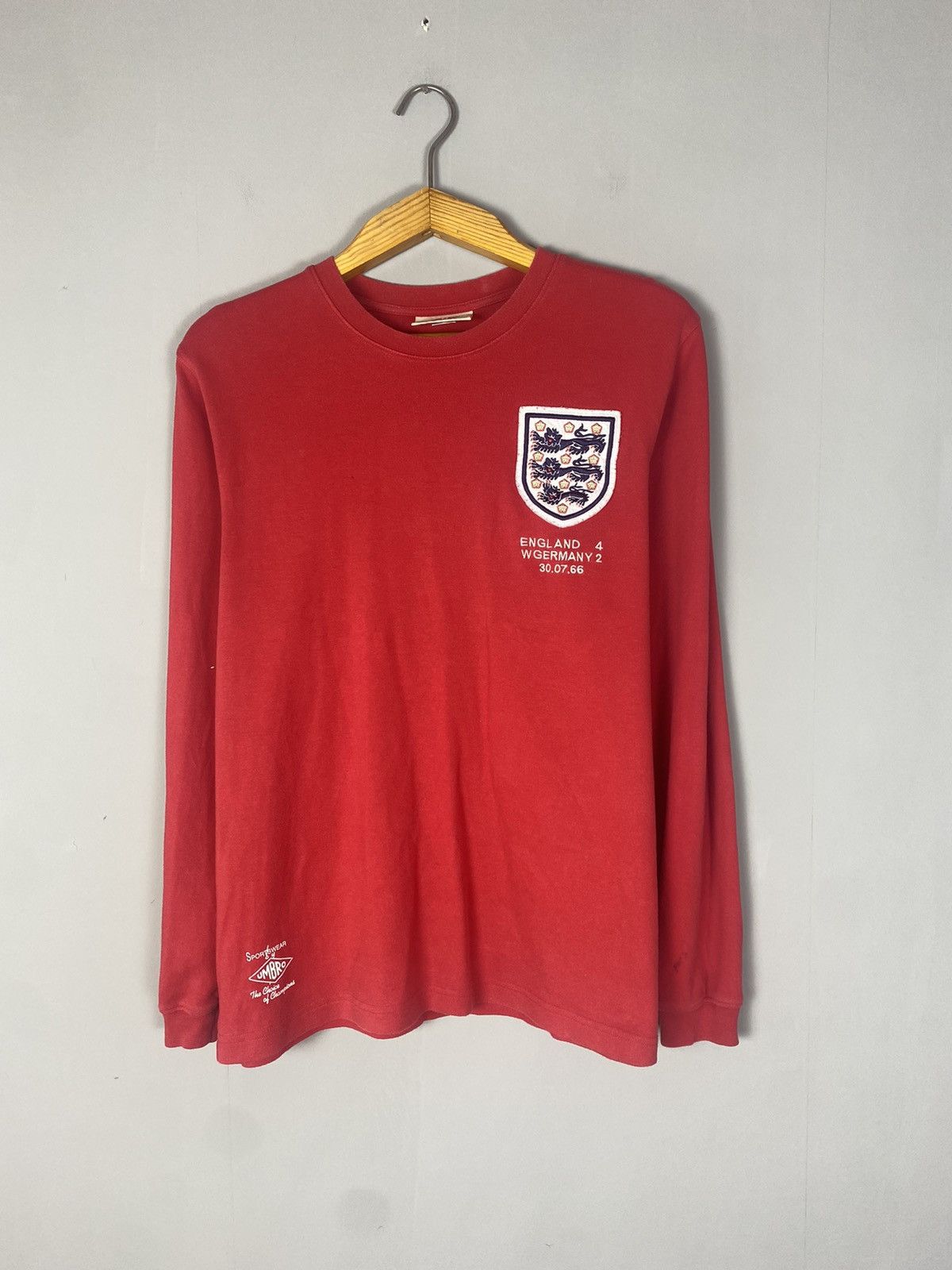 Umbro Vintage umbro England long sleeve football jersey Size US L / EU 52-54 / 3 - 1 Thumbnail