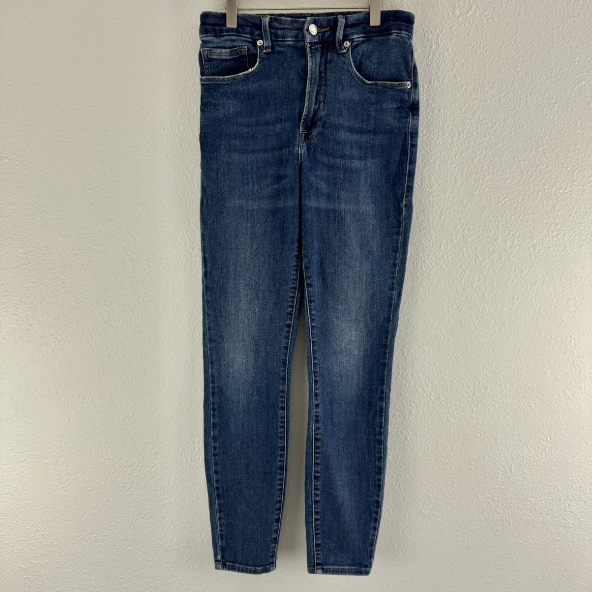 Good American GOOD AMERICAN Denim High Waisted Good Legs Skinny Jeans Size 28" / US 6 / IT 42 - 2 Thumbnail