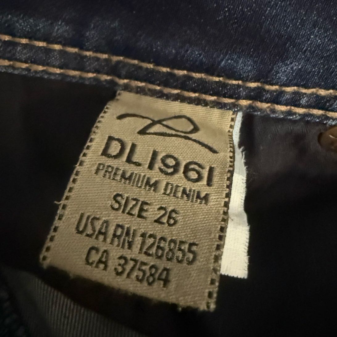 DL1961 DL1961 Cindy Sonic Slim Boot Indigo Low Rise Blue Jeans Size 26" / US 2 / IT 38 - 10 Thumbnail