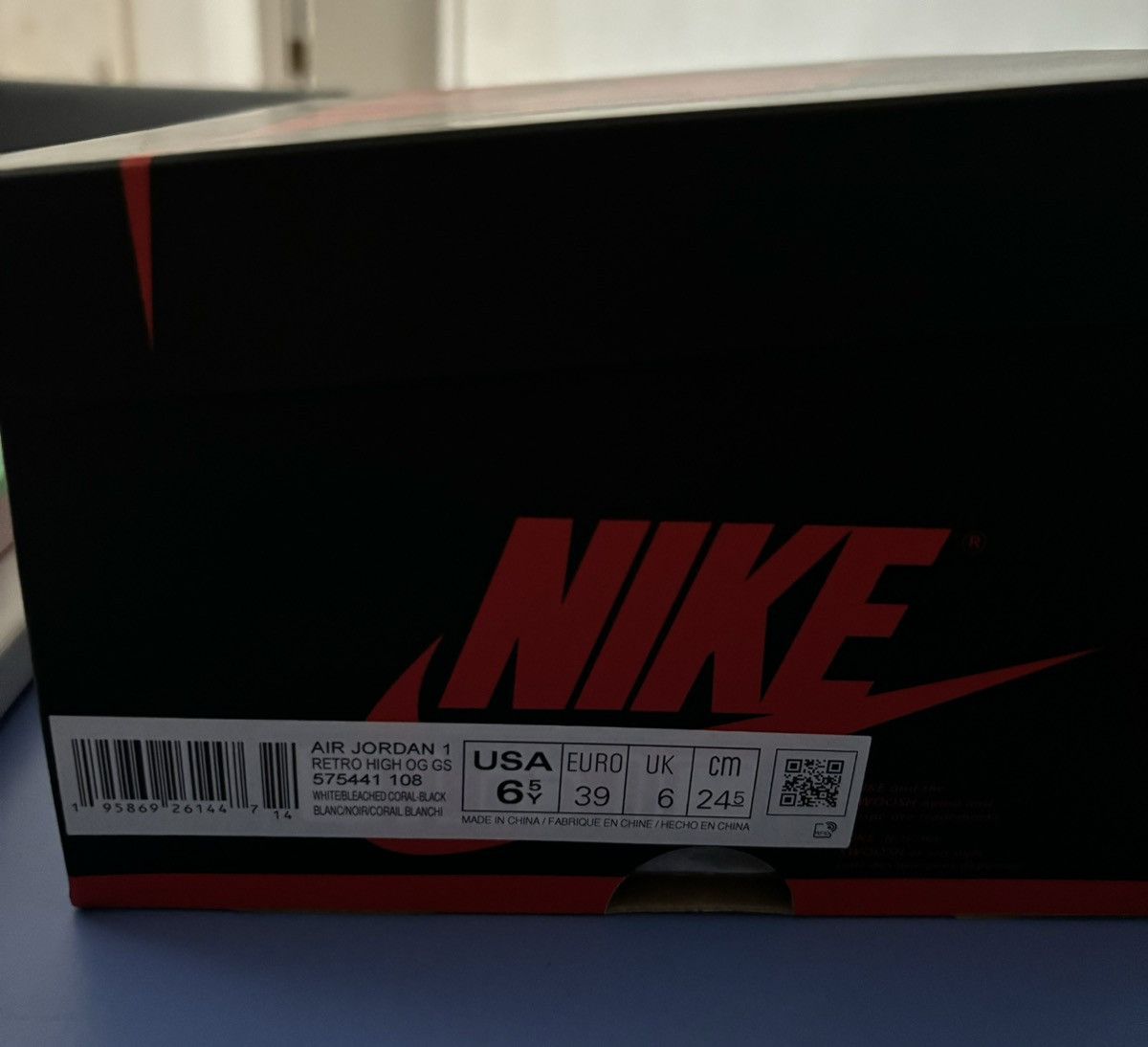 Jordan Brand × Nike Air Jordan 1 Retro High OG GS ‘Stage Haze’ Size US 6.5 / EU 39-40 - 9 Thumbnail