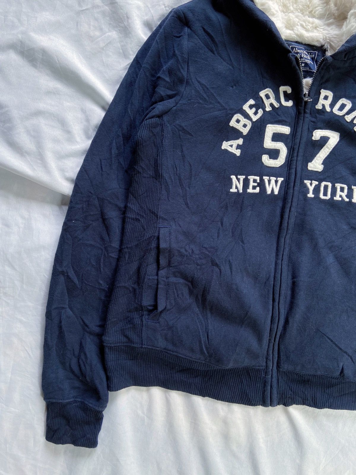 Abercrombie & Fitch ABERCOMBIE SHERPA ZIP HOODIE Size US M / EU 48-50 / 2 - 7 Thumbnail