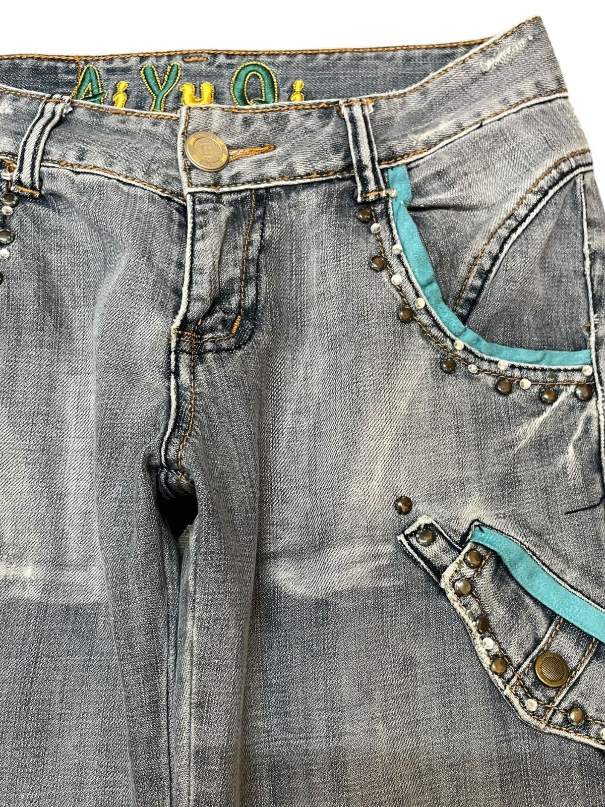 Beauty Beast × Japanese Brand Vintage Ai Yu Qi Studded Faded Distressed Denim Size US 29 - 4 Thumbnail