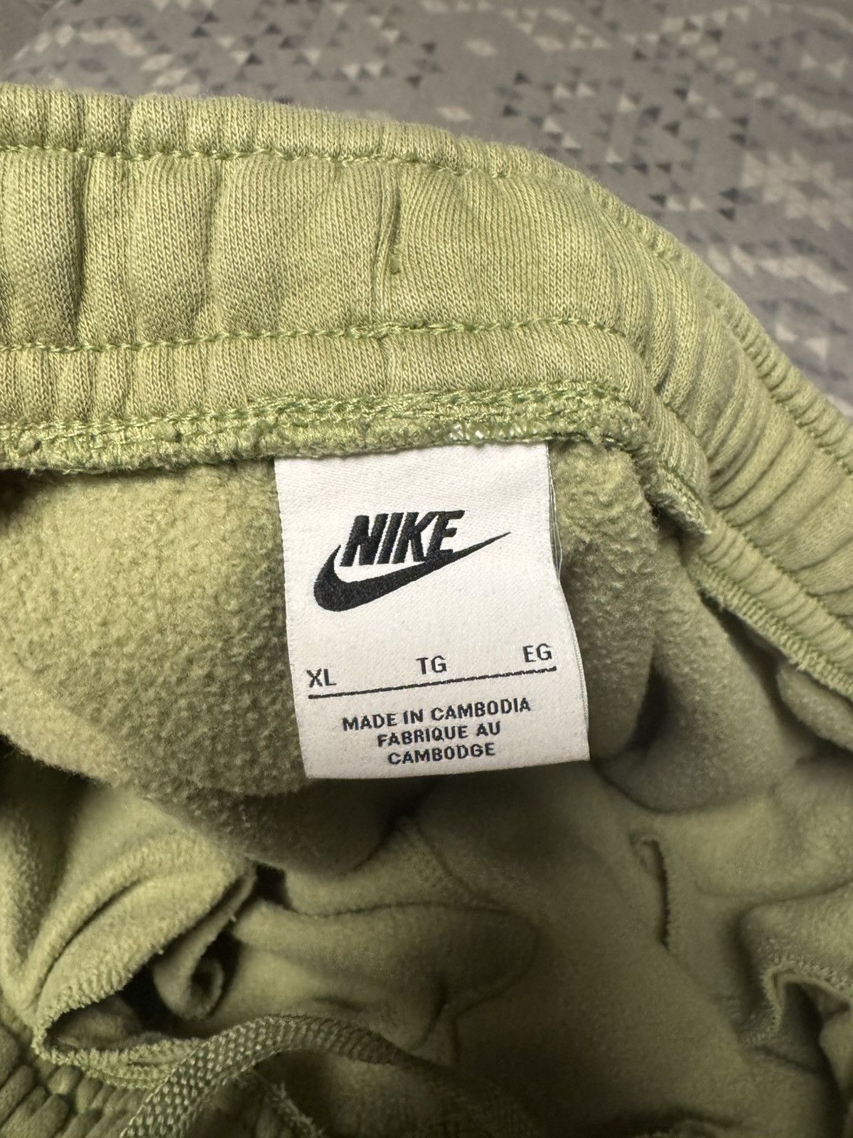 Nike Nike Sportswear Club Fleece Men’s Cargo Pants Size US 36 / EU 52 - 3 Thumbnail