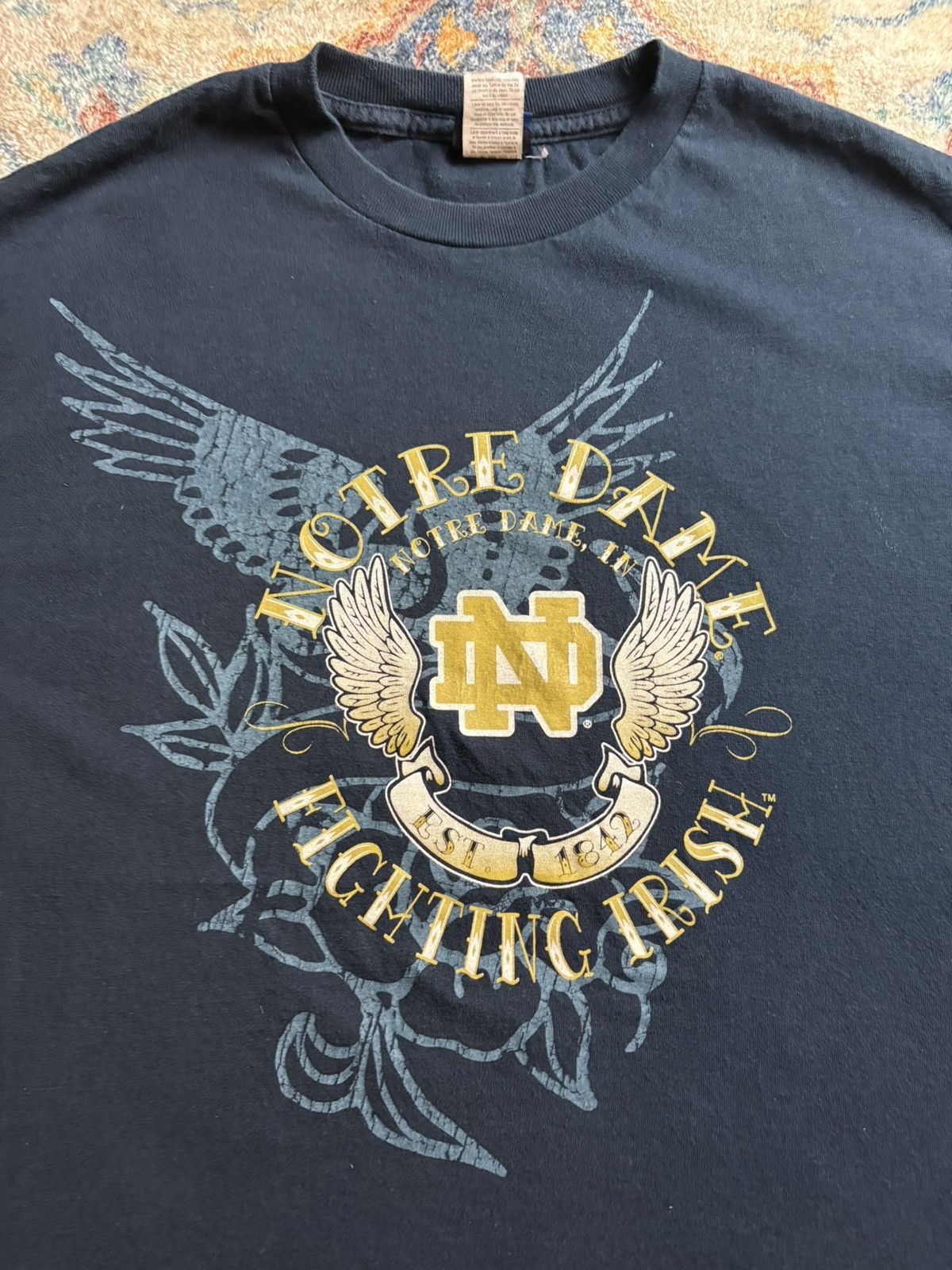 Vintage Vintage Notre Dame Fighting Irish Wings T-shirt Medium Size US L / EU 52-54 / 3 - 4 Thumbnail