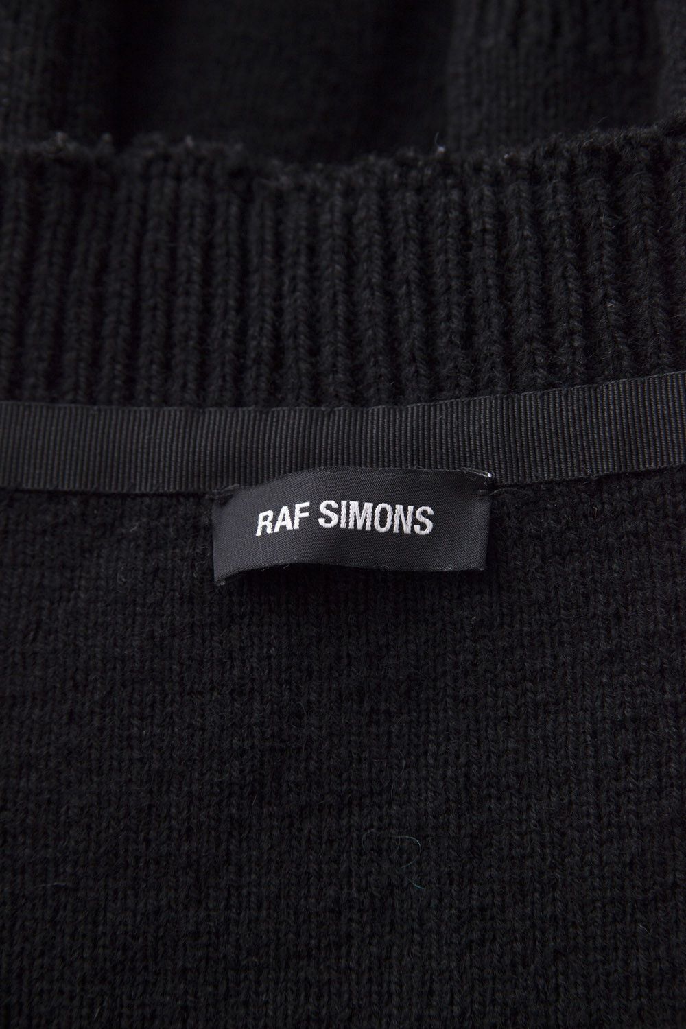 Raf Simons AW16 giant destroyed sweater with patches Size US XXL / EU 58 / 5 - 10 Thumbnail