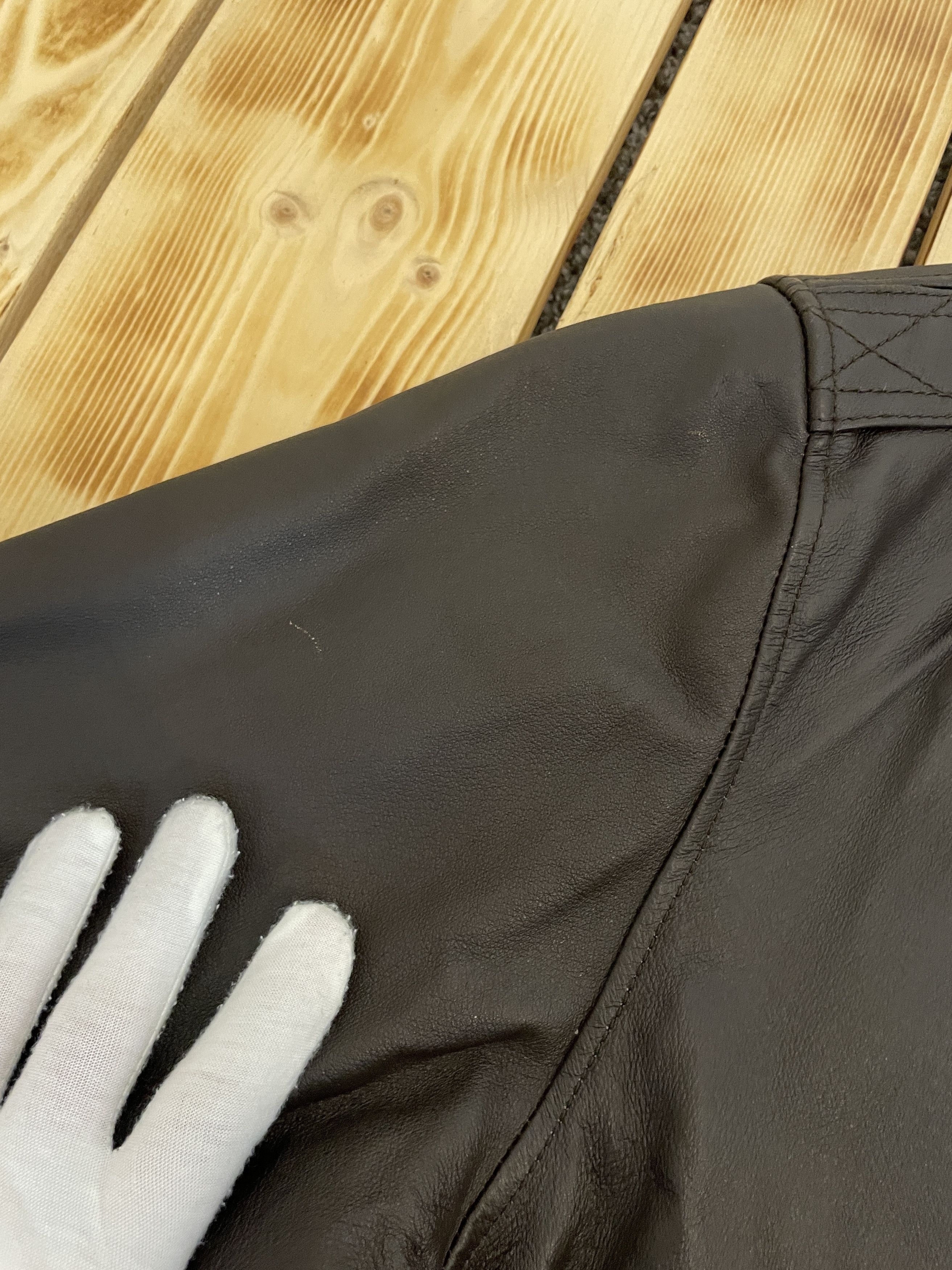 Other Vintage 90`s Airborne AirForce Genuine Leather Bomber Jacket Size US L / EU 52-54 / 3 - 6 Thumbnail