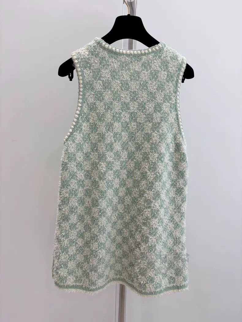 Chanel Chanel Green knitted vest Size XS / US 0-2 / IT 36-38 - 2 Thumbnail