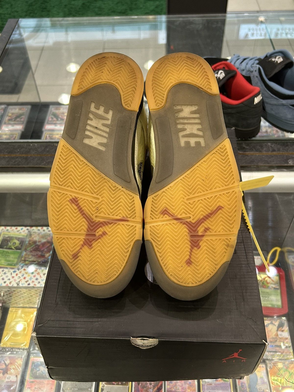 Jordan Brand × Off-White Jordan 5 offwhite sail Size US 9 / EU 42 - 9 Thumbnail