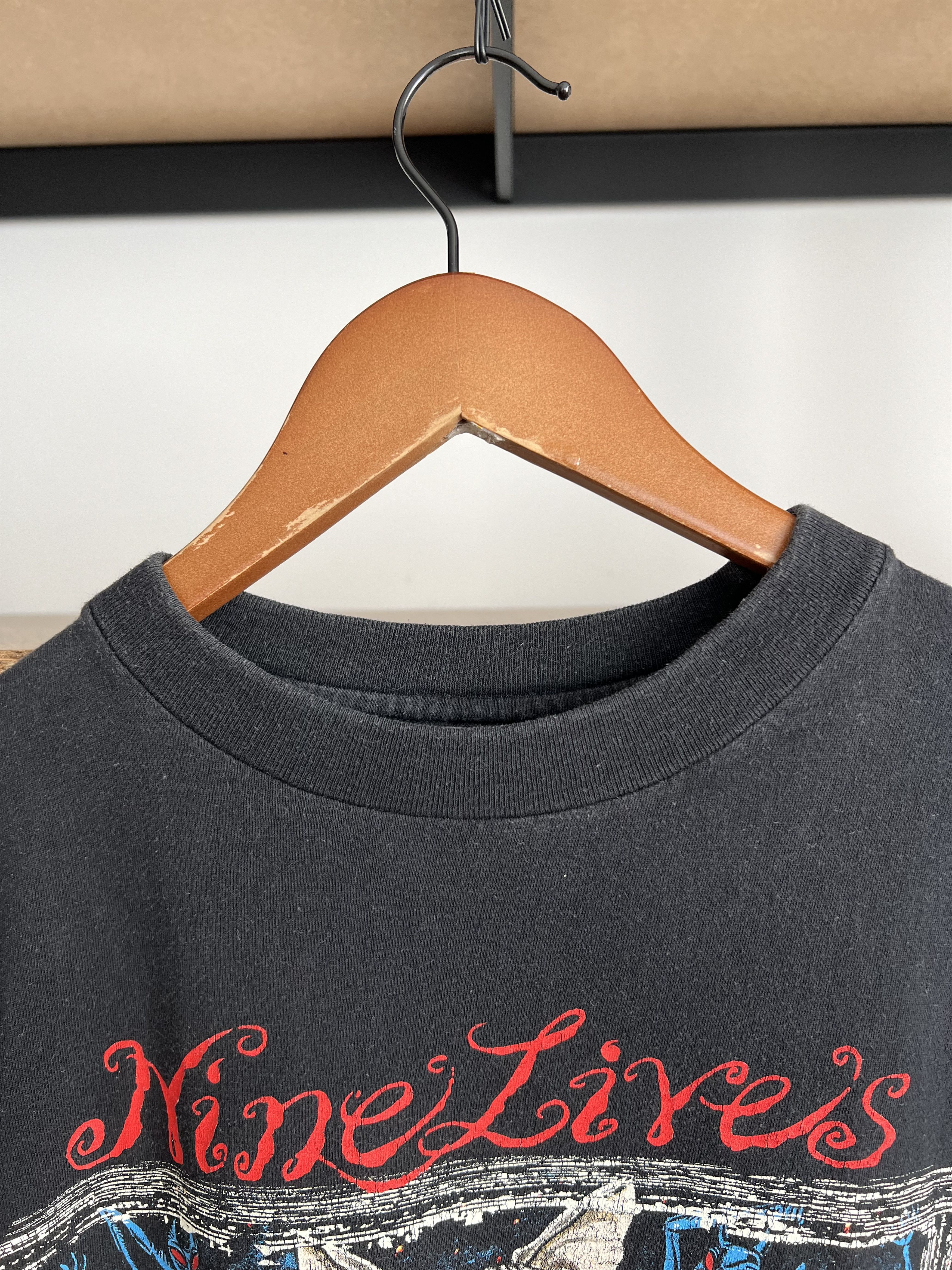 Band Tees Vintage 1997 Aerosmith Nine Lives Black T-shirt Size US L / EU 52-54 / 3 - 11 Thumbnail