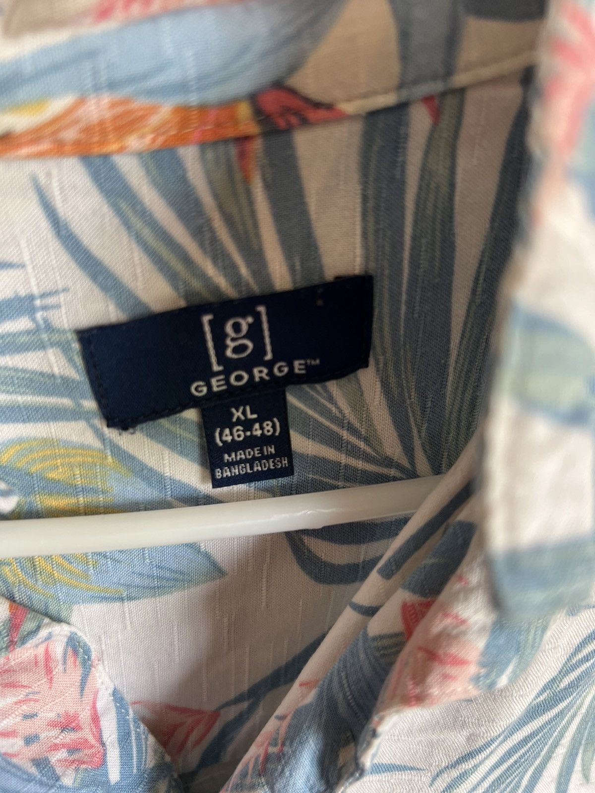 George George Casual Button Up - White & Blue Floral Pattern - XL Size US XL / EU 56 / 4 - 2 Thumbnail