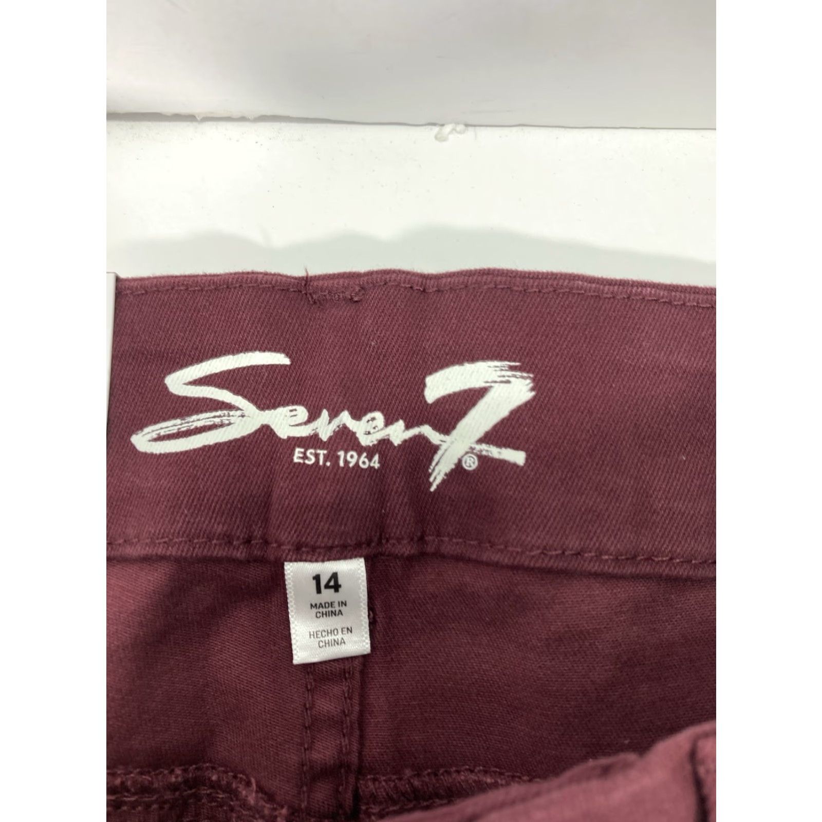 Vintage **Seven7 Women's Skinny Jeans Maroon High Rise Stretch 14 32X31 NWT** User: **Seven7 Women's Skinny Jeans Maroon High Rise Stretch Size 14 NWT** Size 36" / US 14 / IT 50 - 6 Thumbnail