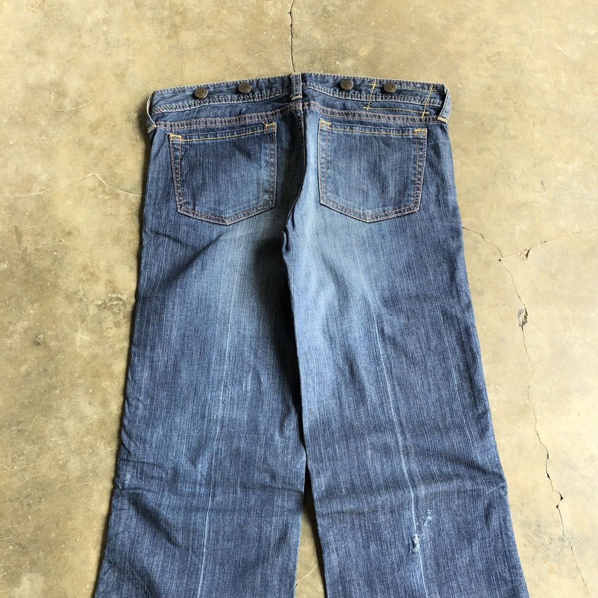 If Six Was Nine 🇯🇵 2000s Gap Multi Button Flared Bootcut Faded Jeans Blue Size US 29 - 7 Thumbnail